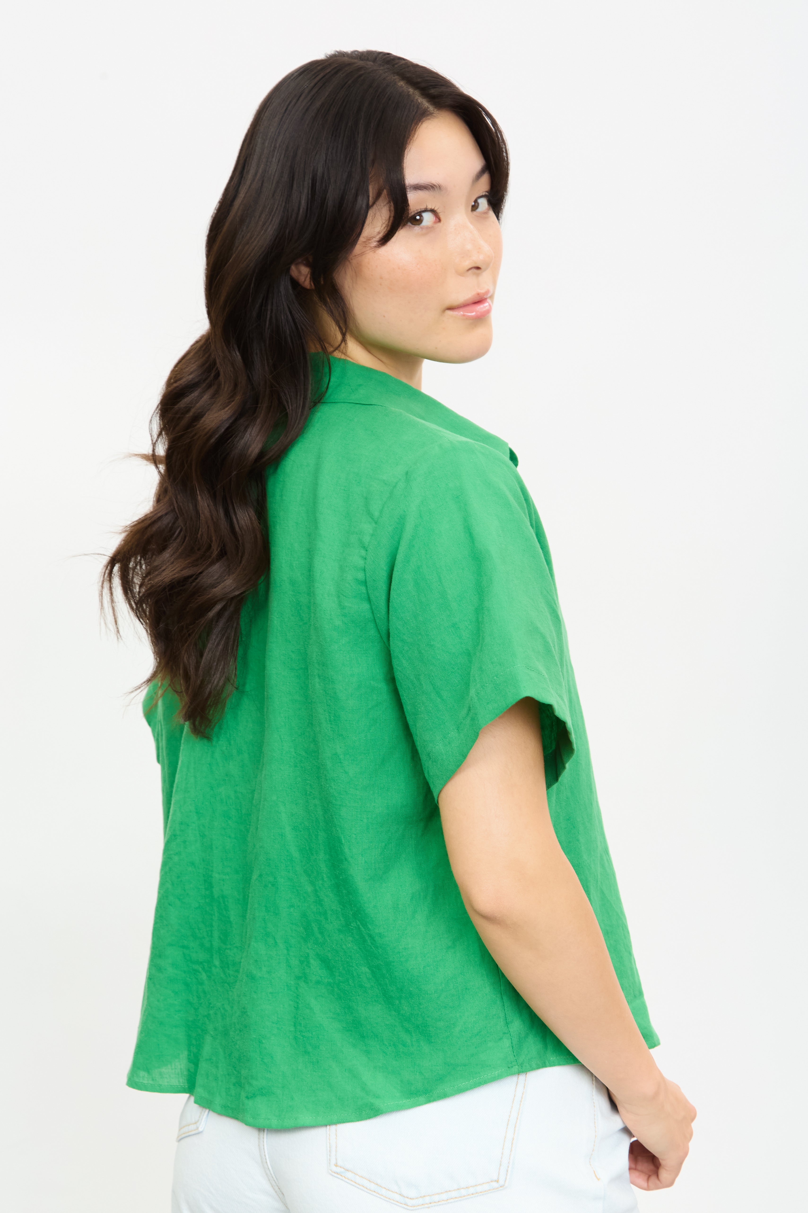 Bright green linen short sleeve shirt_2