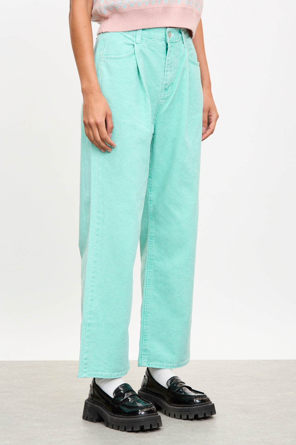 Bright green single pleat straight leg jeans_1