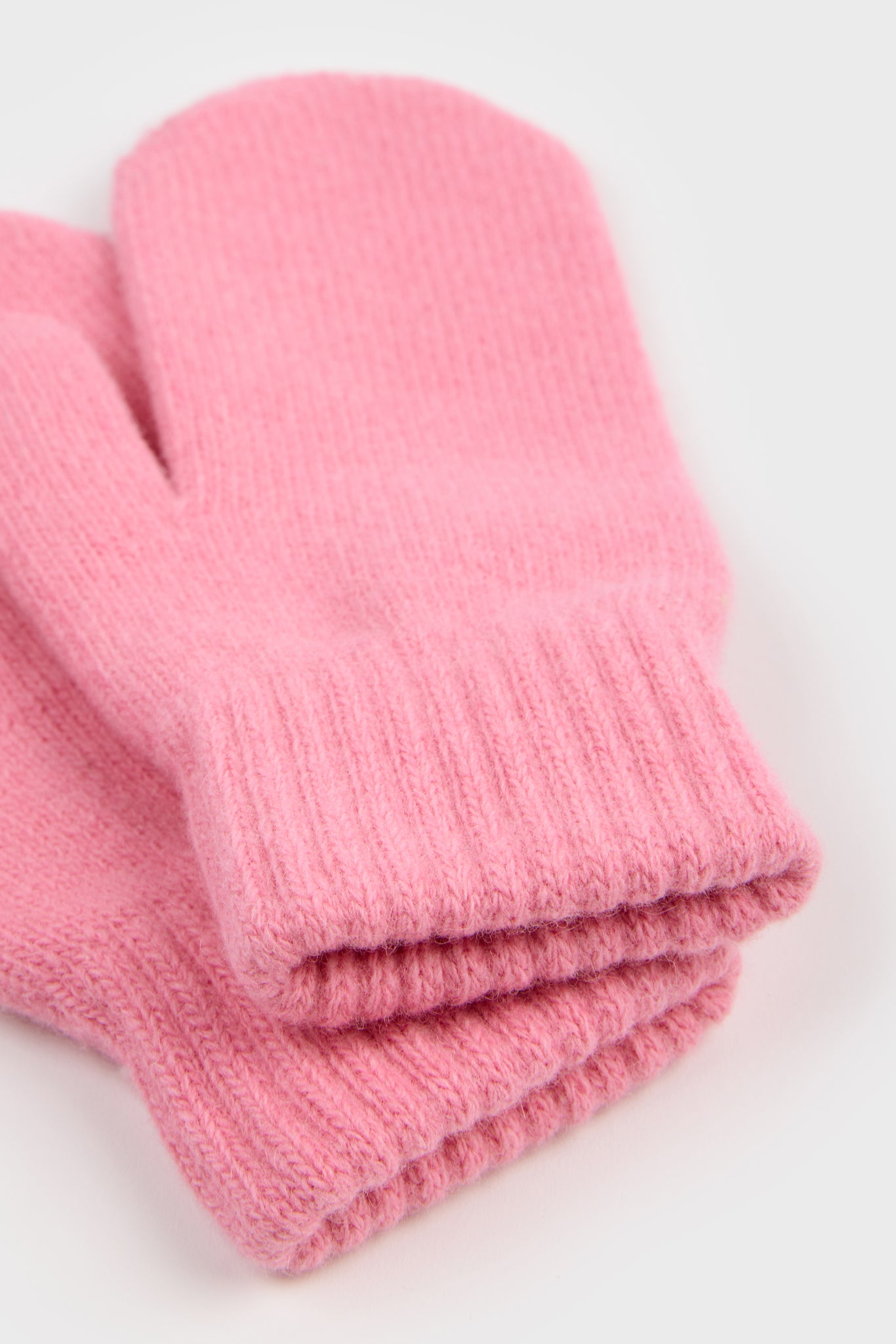 Bright pink wool blend mittens_4