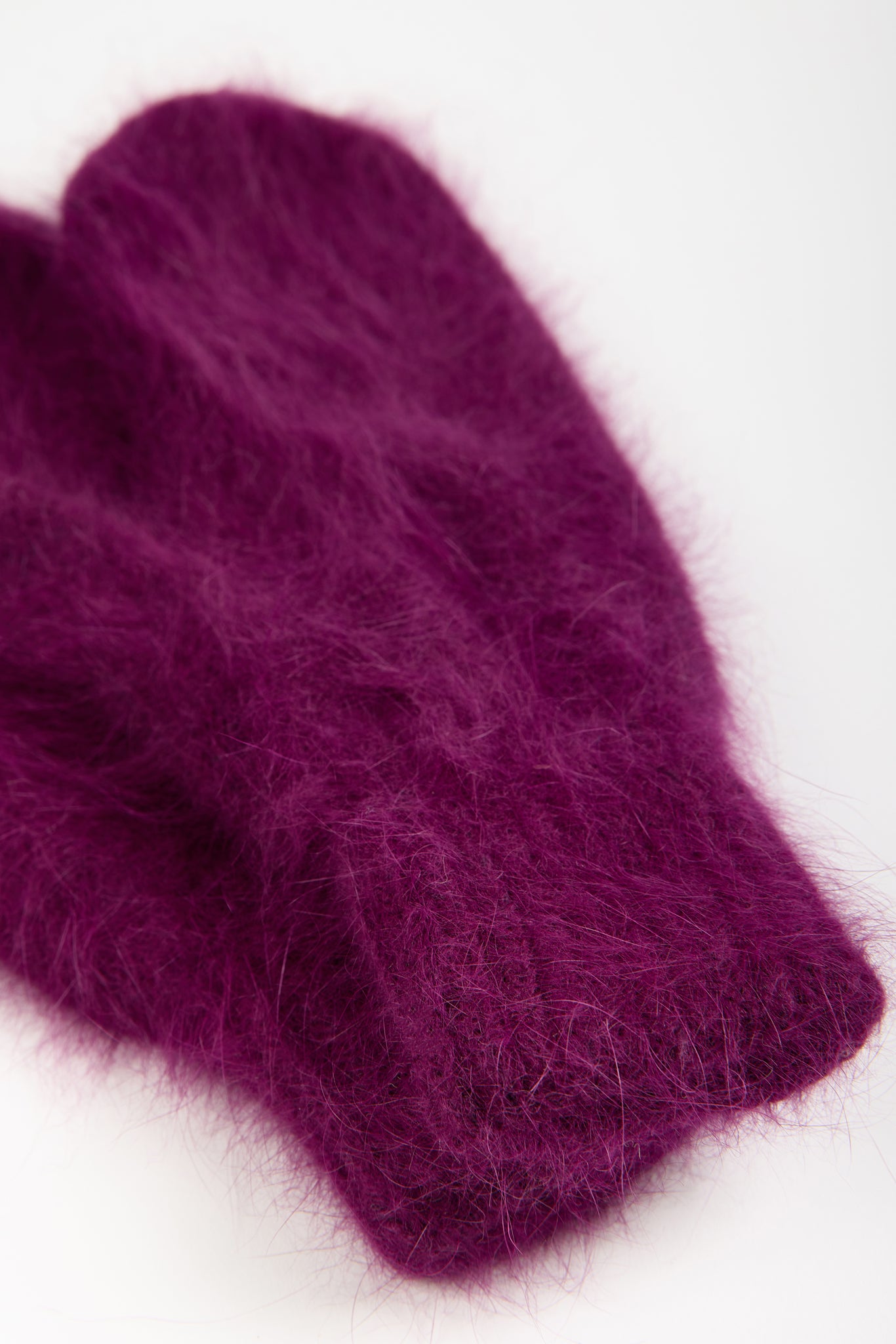 Bright purple mohair mittens_4