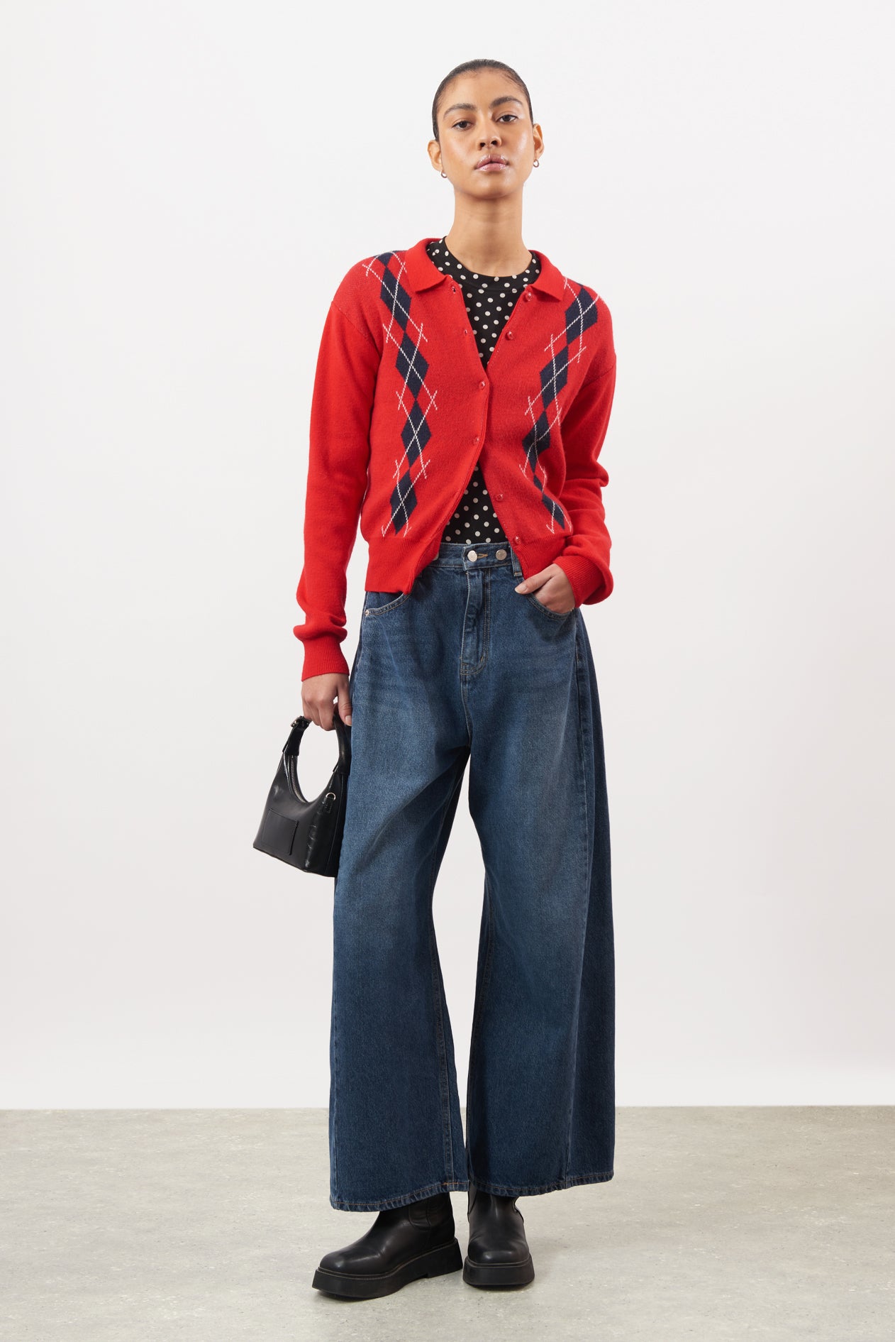 Bright red argyle collared cashmere wool blend cardigan_4