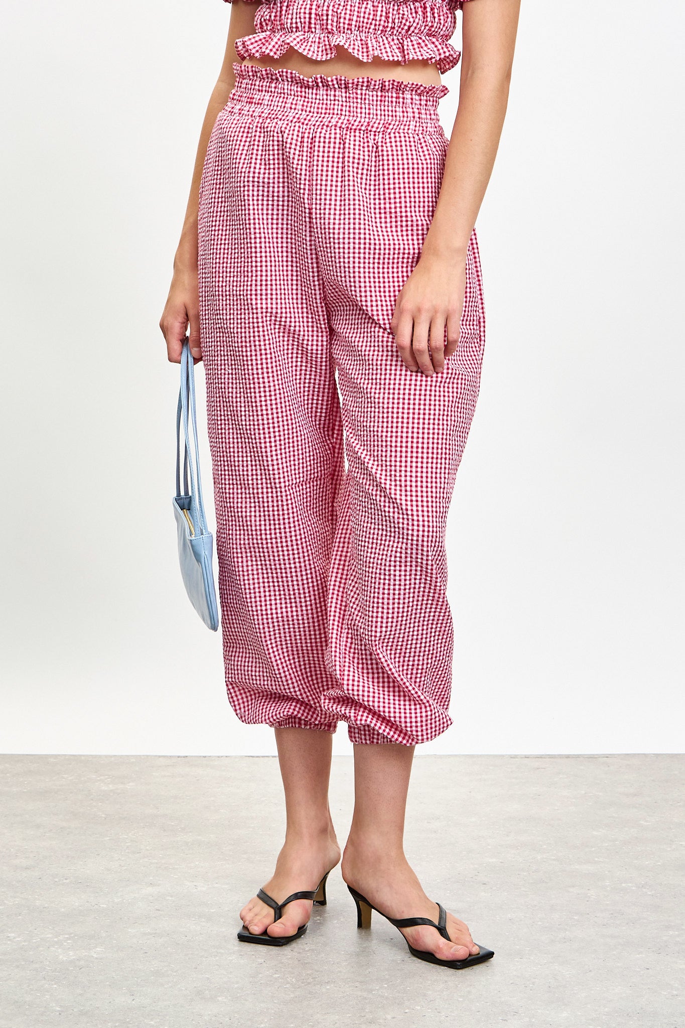 Red gingham cuffed trousers_1