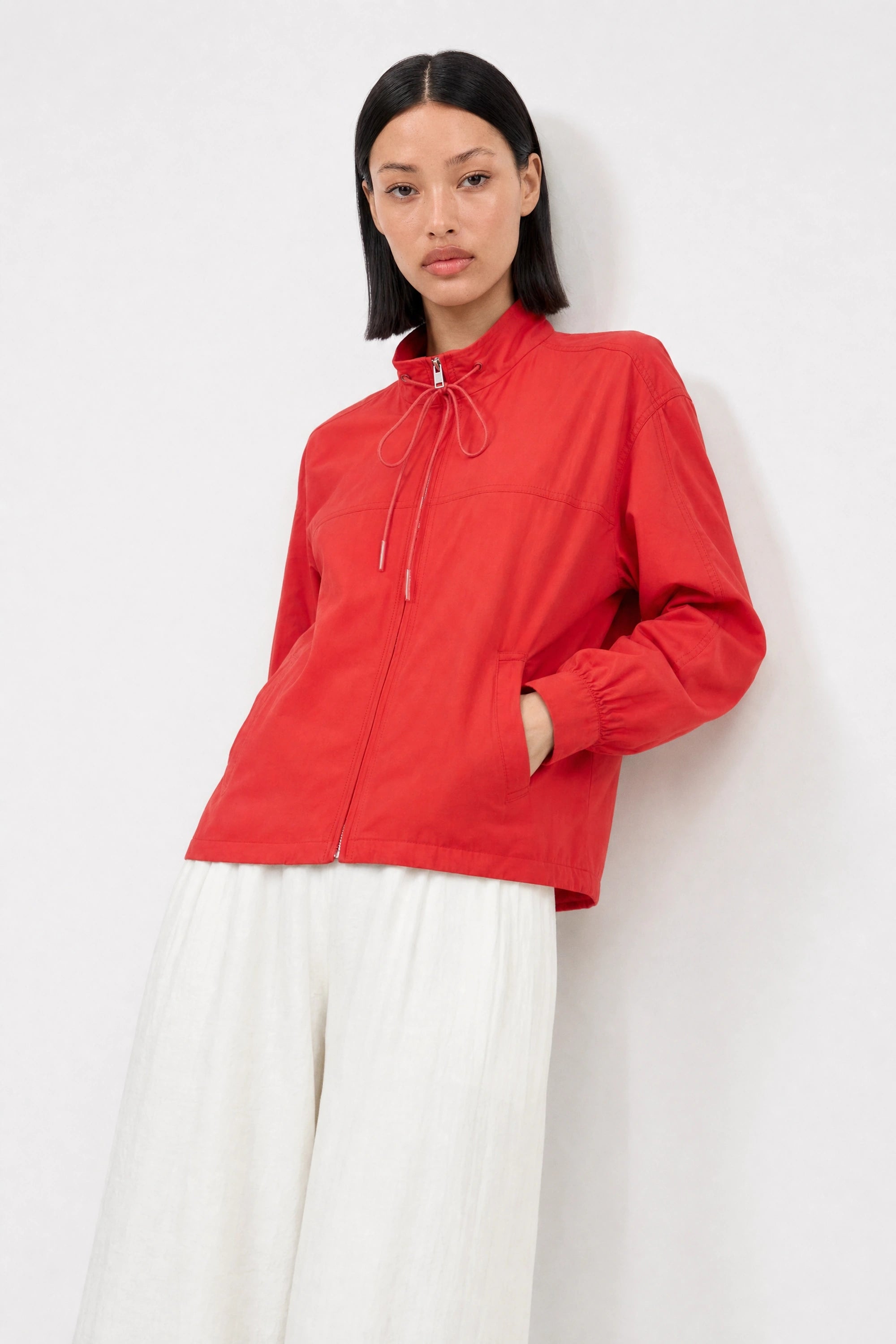 Bright red zip up short sports jacket_3