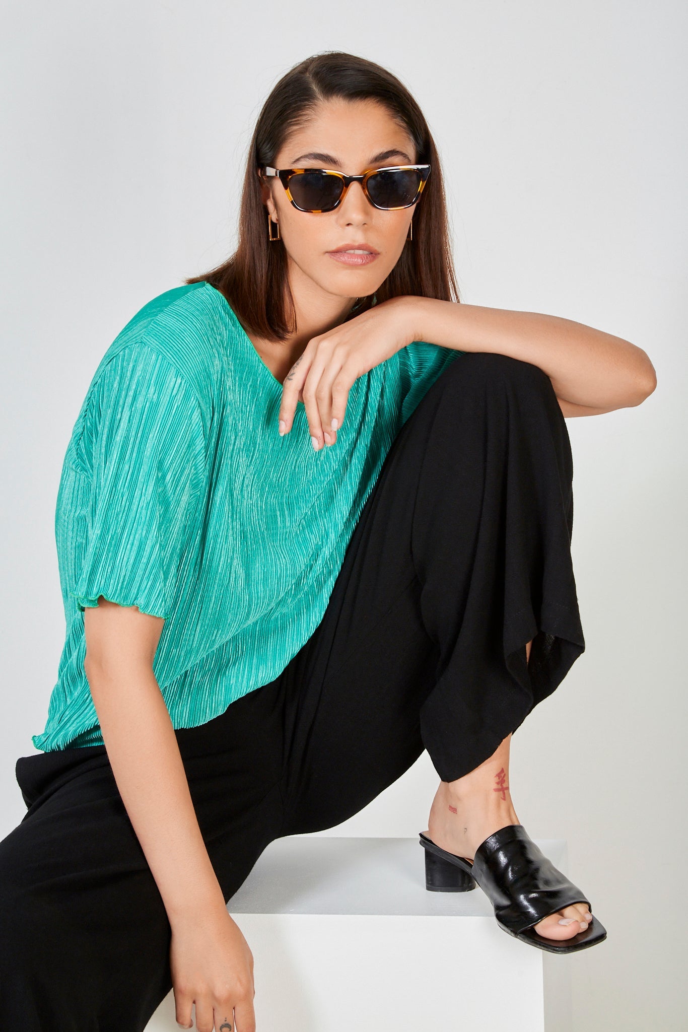 Bright green ribbed tee_5