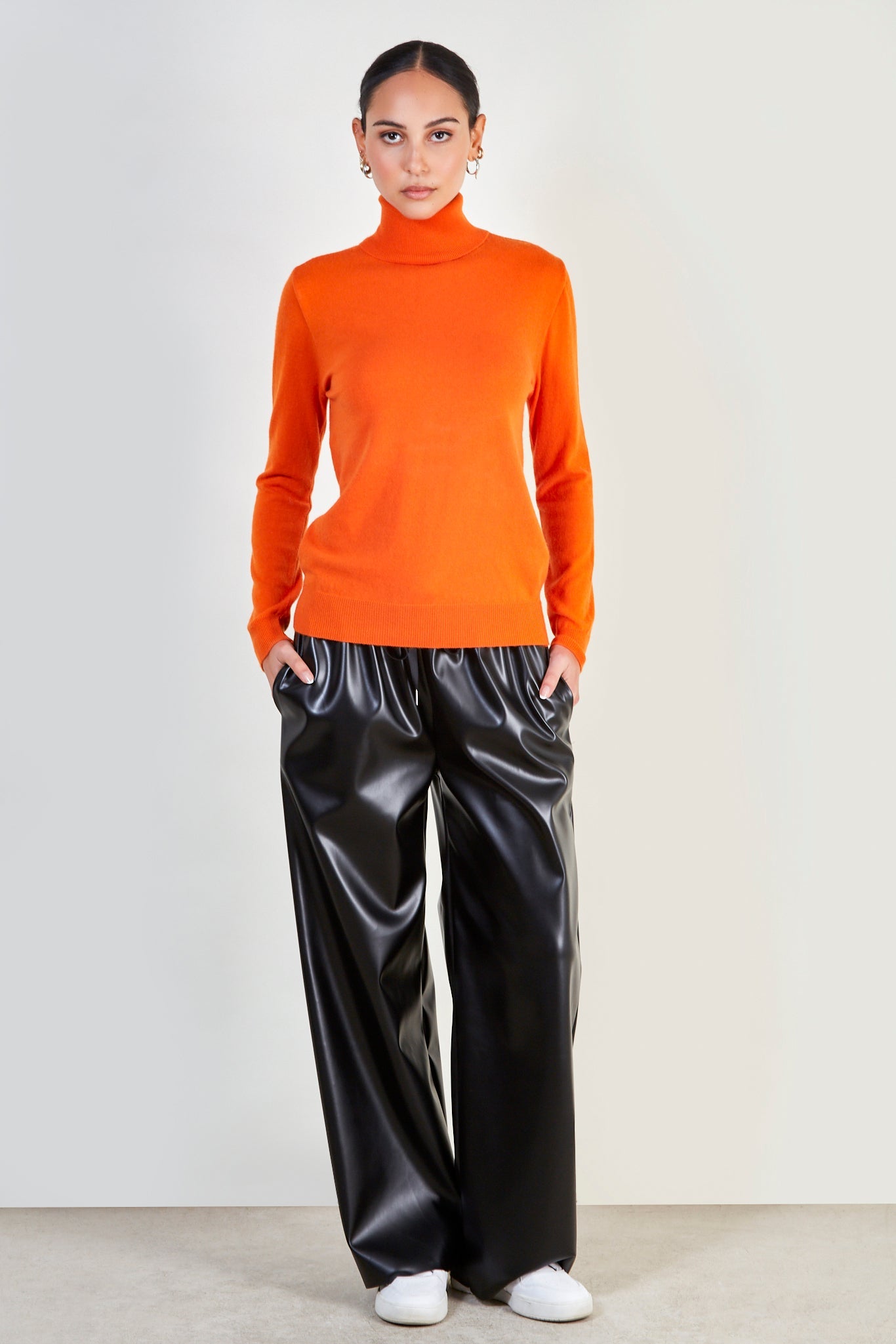 Bright orange cashmere blend turtleneck_5