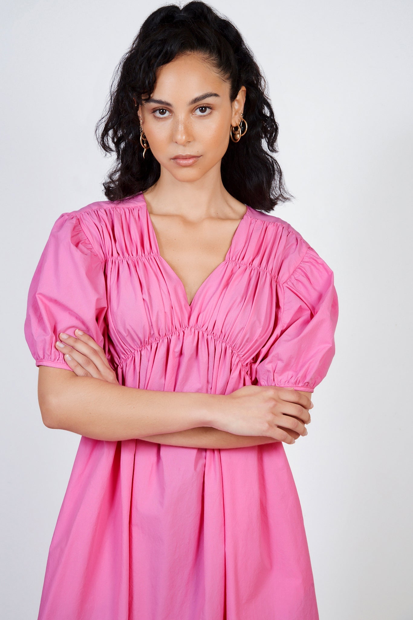 Bright pink ruched seam V neck dress_3