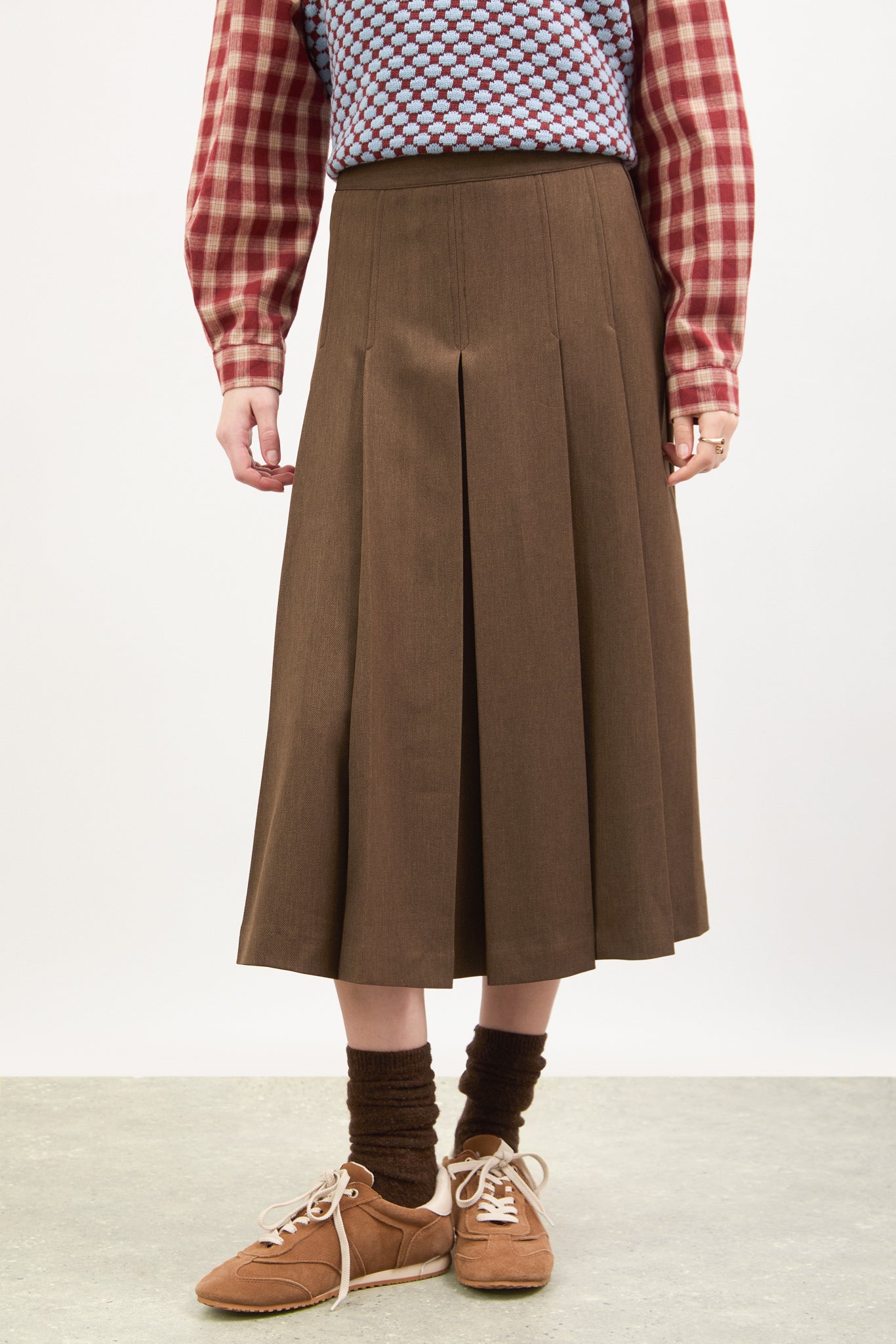 Brown smart large pleat skirt_1