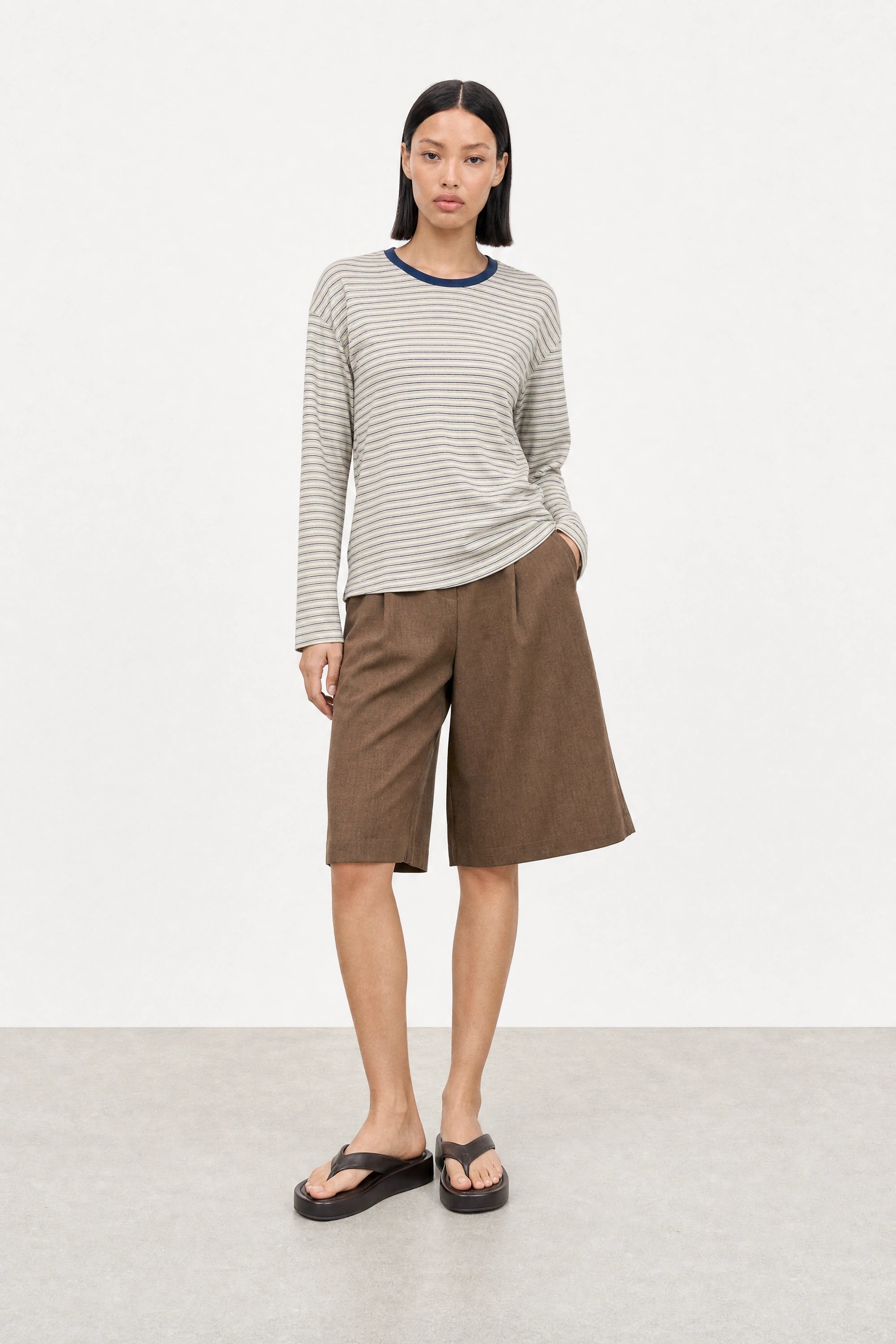 Brown smart pleated tailored shorts_6