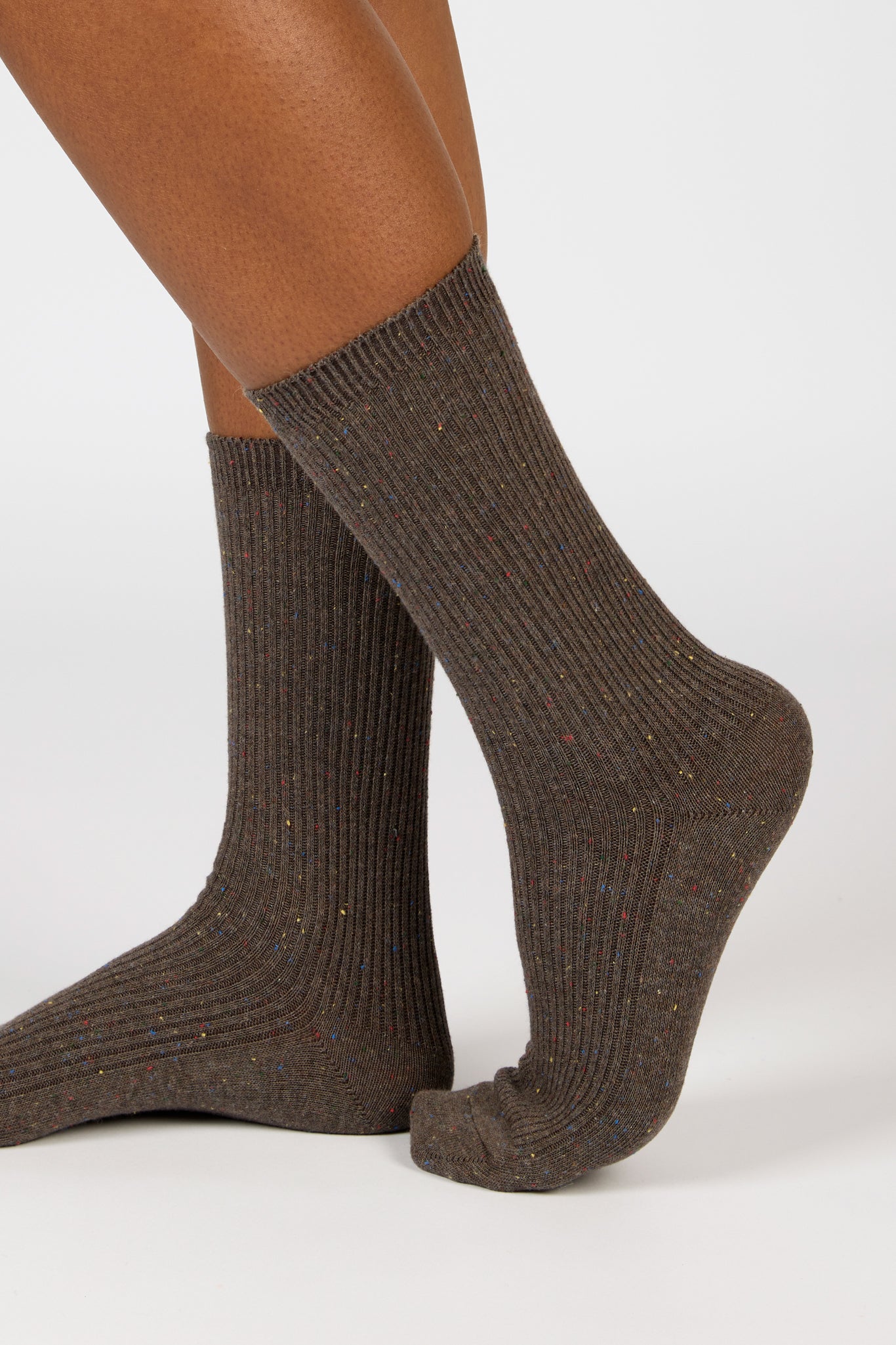 Brown rainbow fleck ribbed socks_3