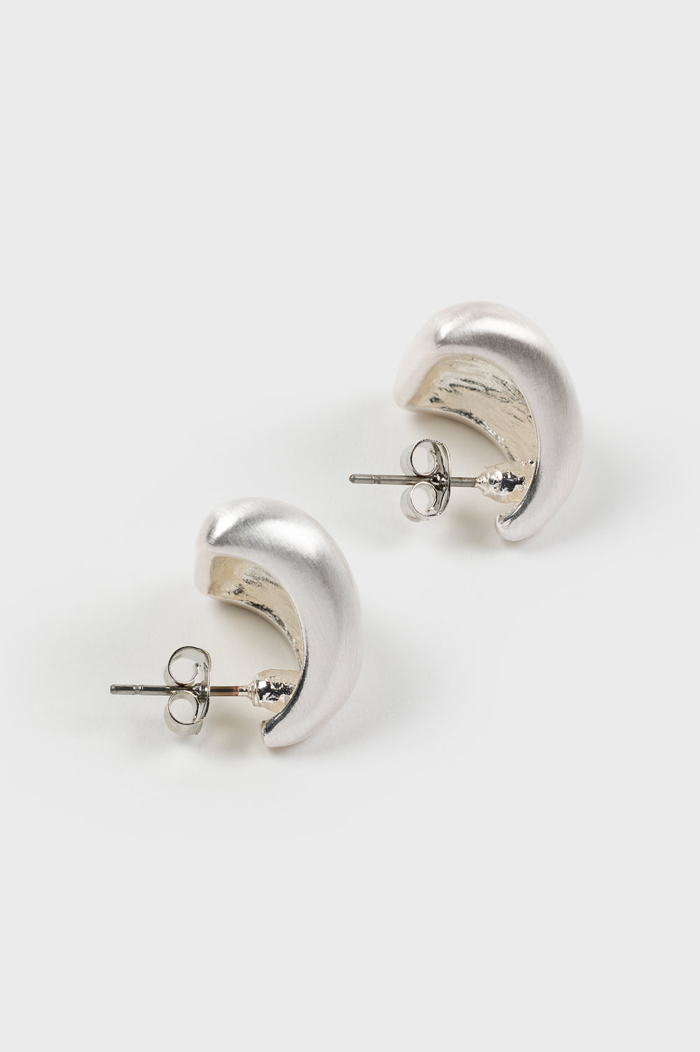 Brushed silver triangle stud earrings_4