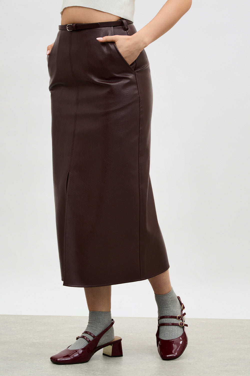 Burgundy vegan leather skirt_1