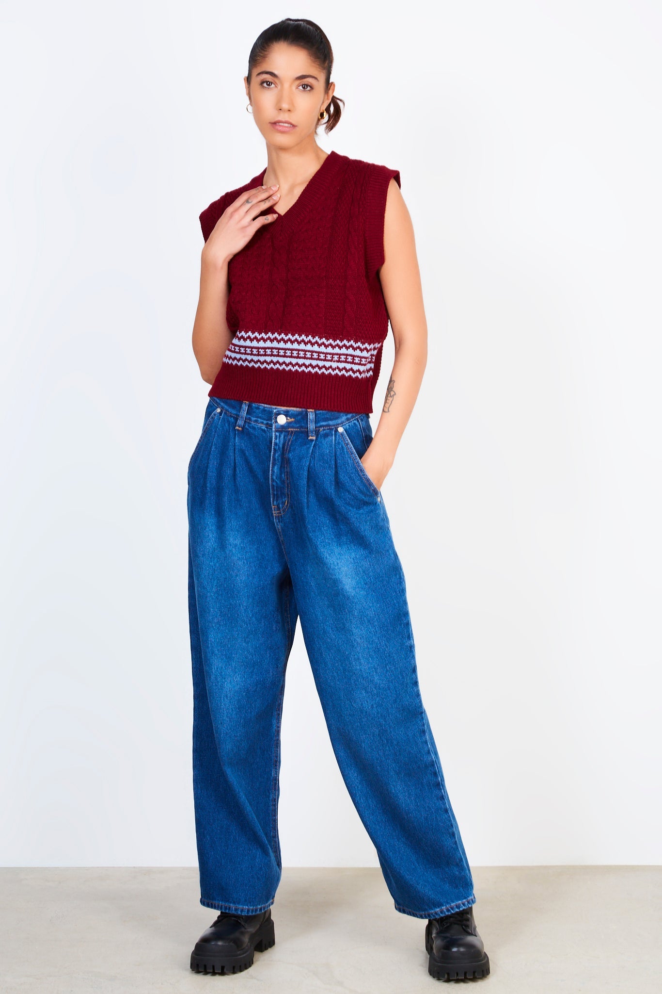 Burgundy and light blue trim sweater vest_3