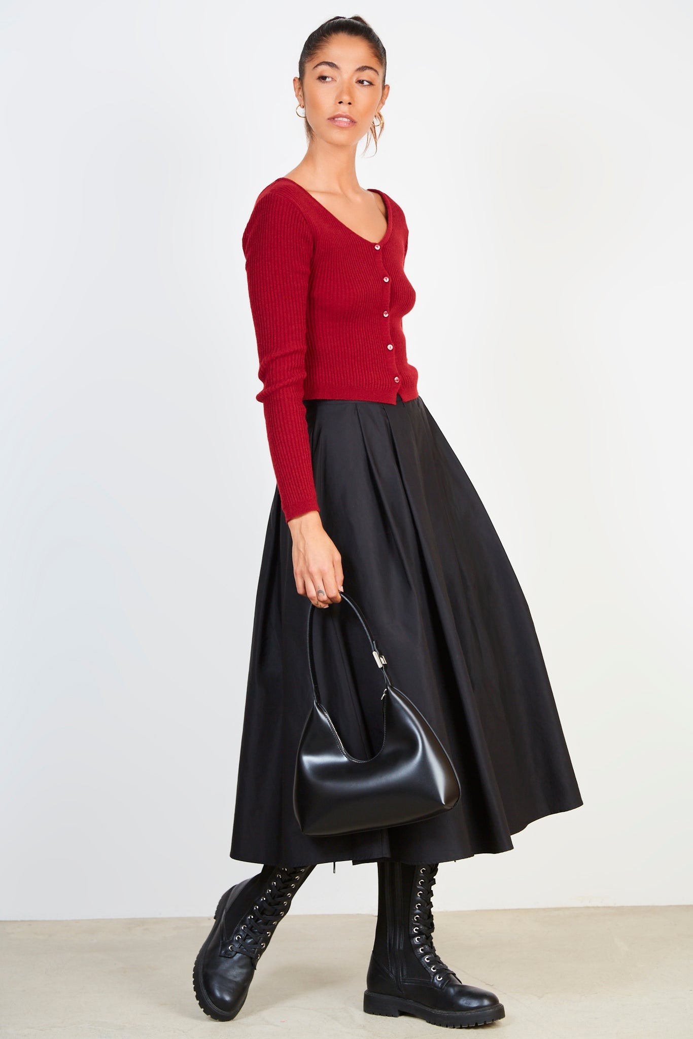 Burgundy ribbed wool blend V knit cardigan_3