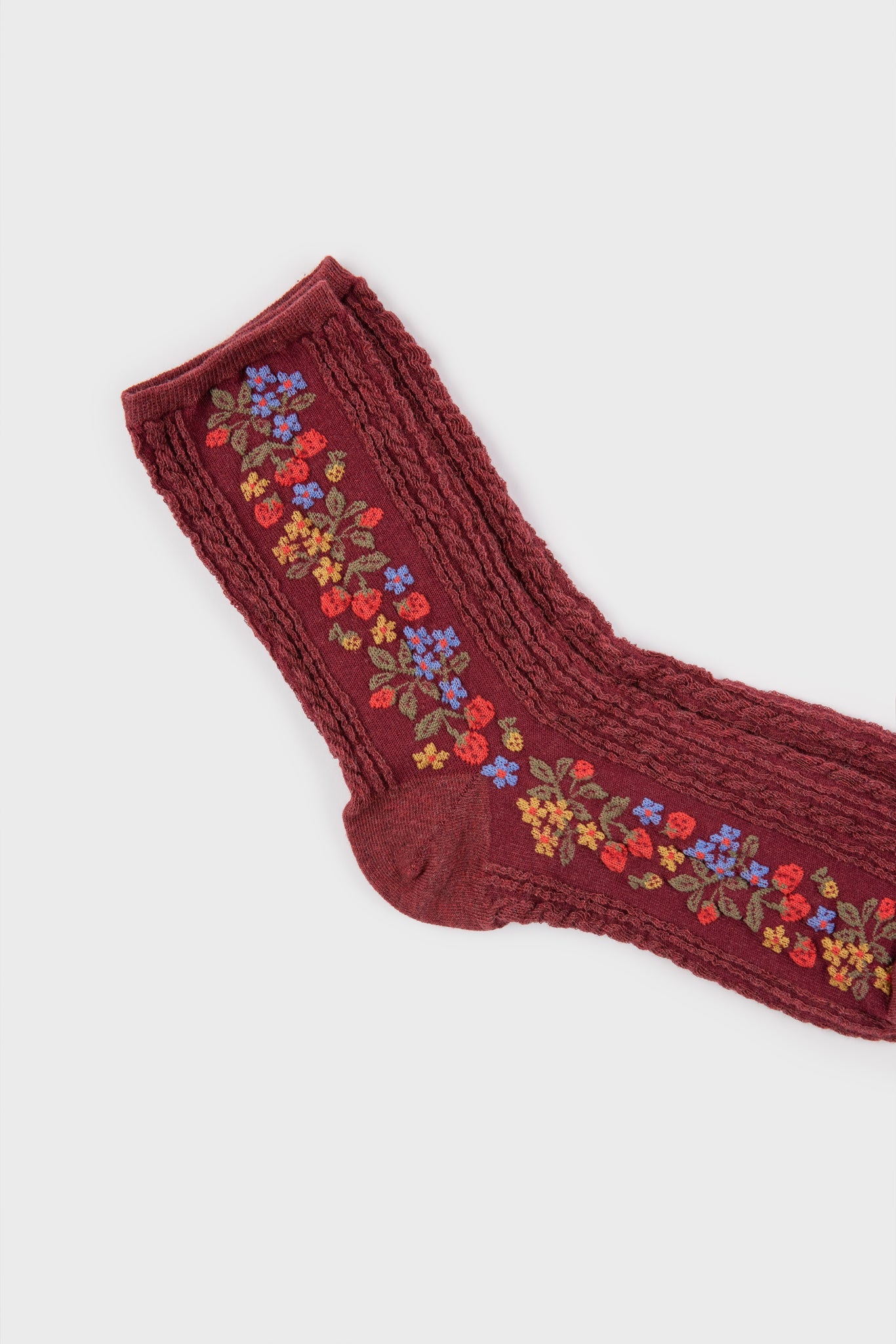 Burgundy strawberry floral strip socks_3