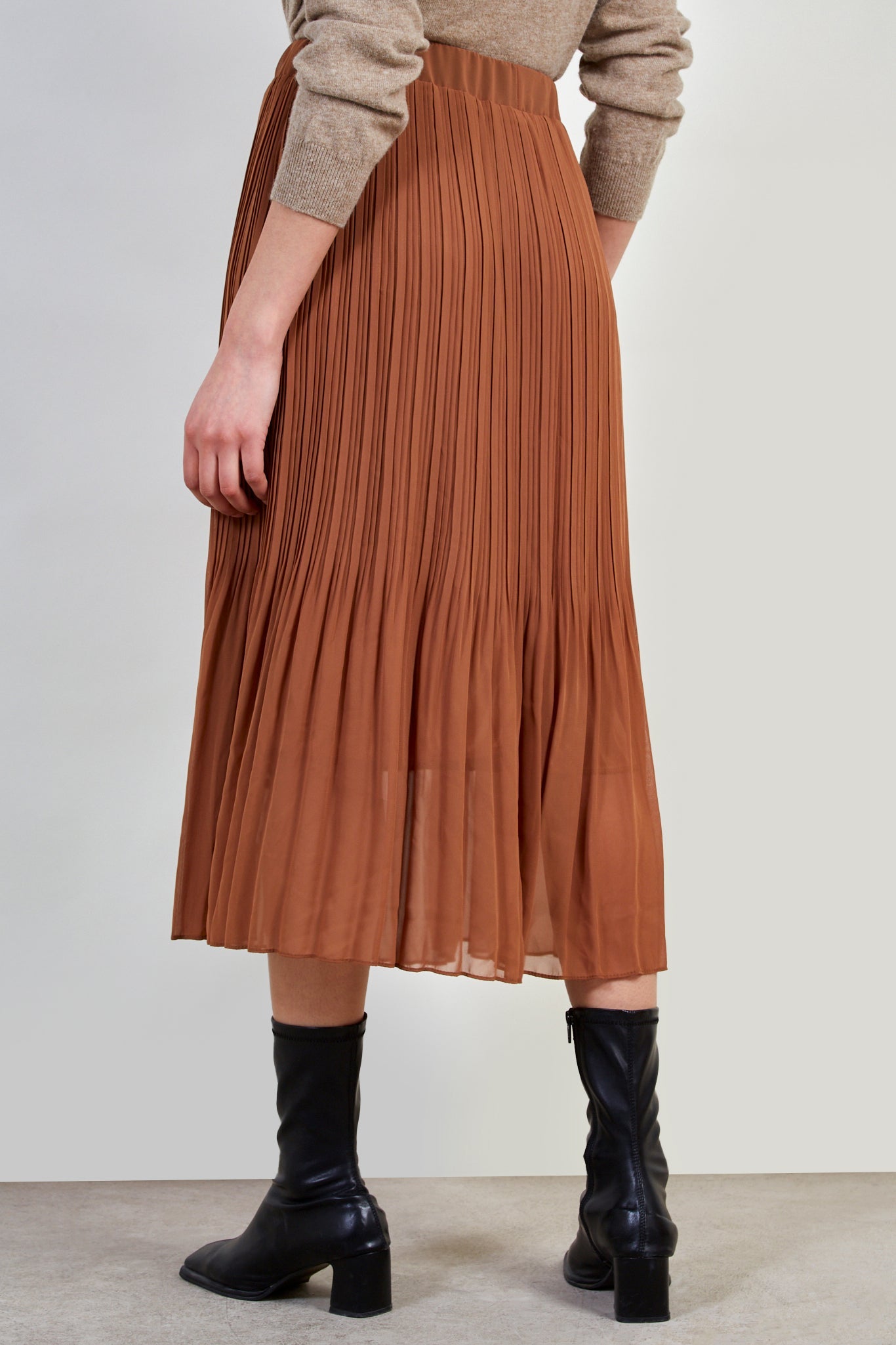 Camel silky micro pleat maxi skirt_3