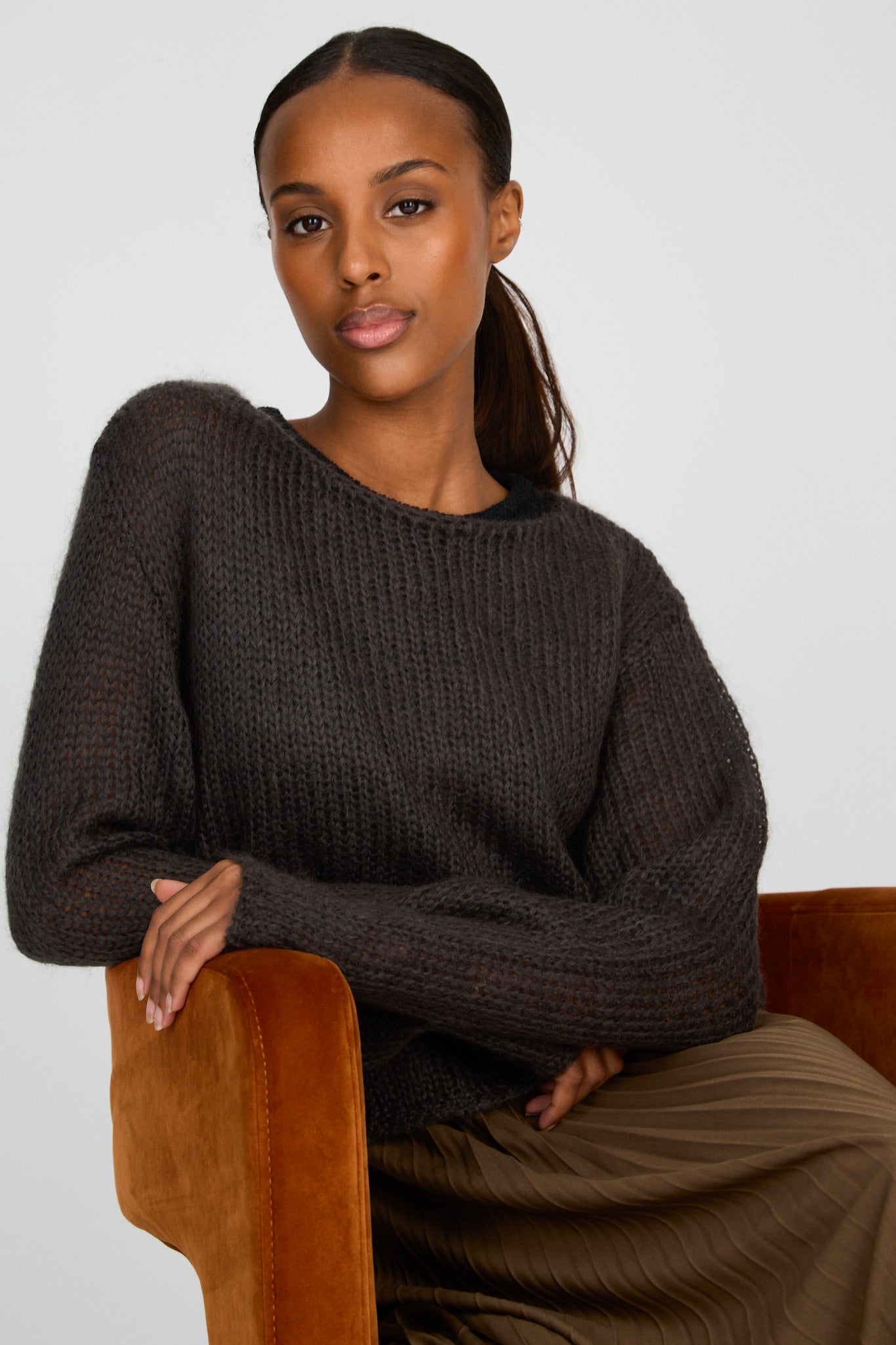 Charcoal grey mohair blend loose weave jumper_5