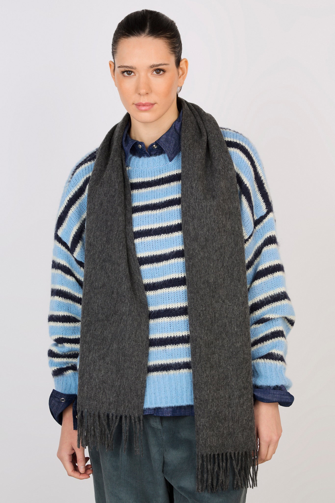 Charcoal grey pure wool classic scarf_3