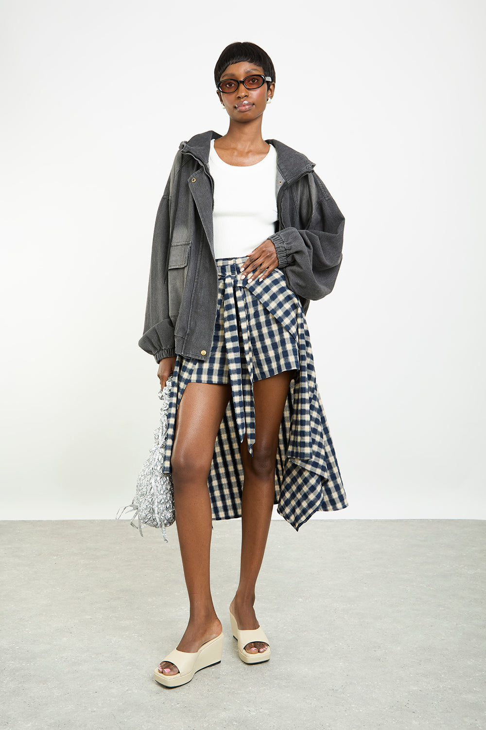 Charcoal hooded denim jacket_6