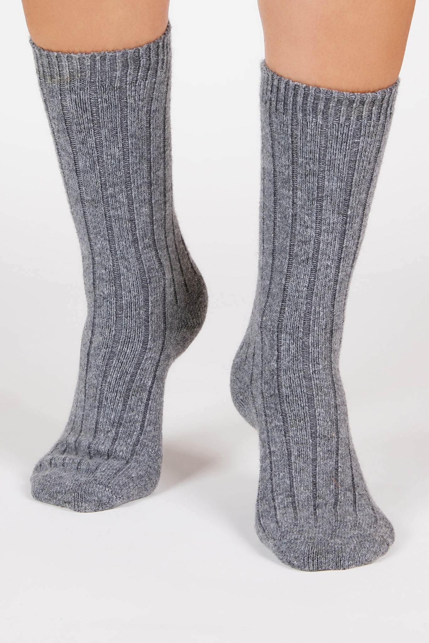 Charcoal grey cashmere wool blend thick ribbed socks_4