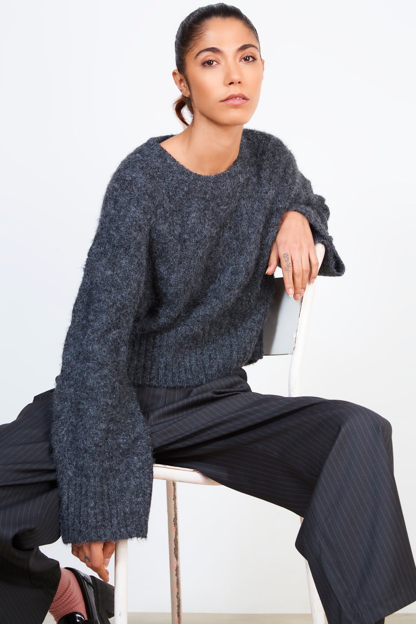 Charcoal grey wool blend cableknit jumper_5