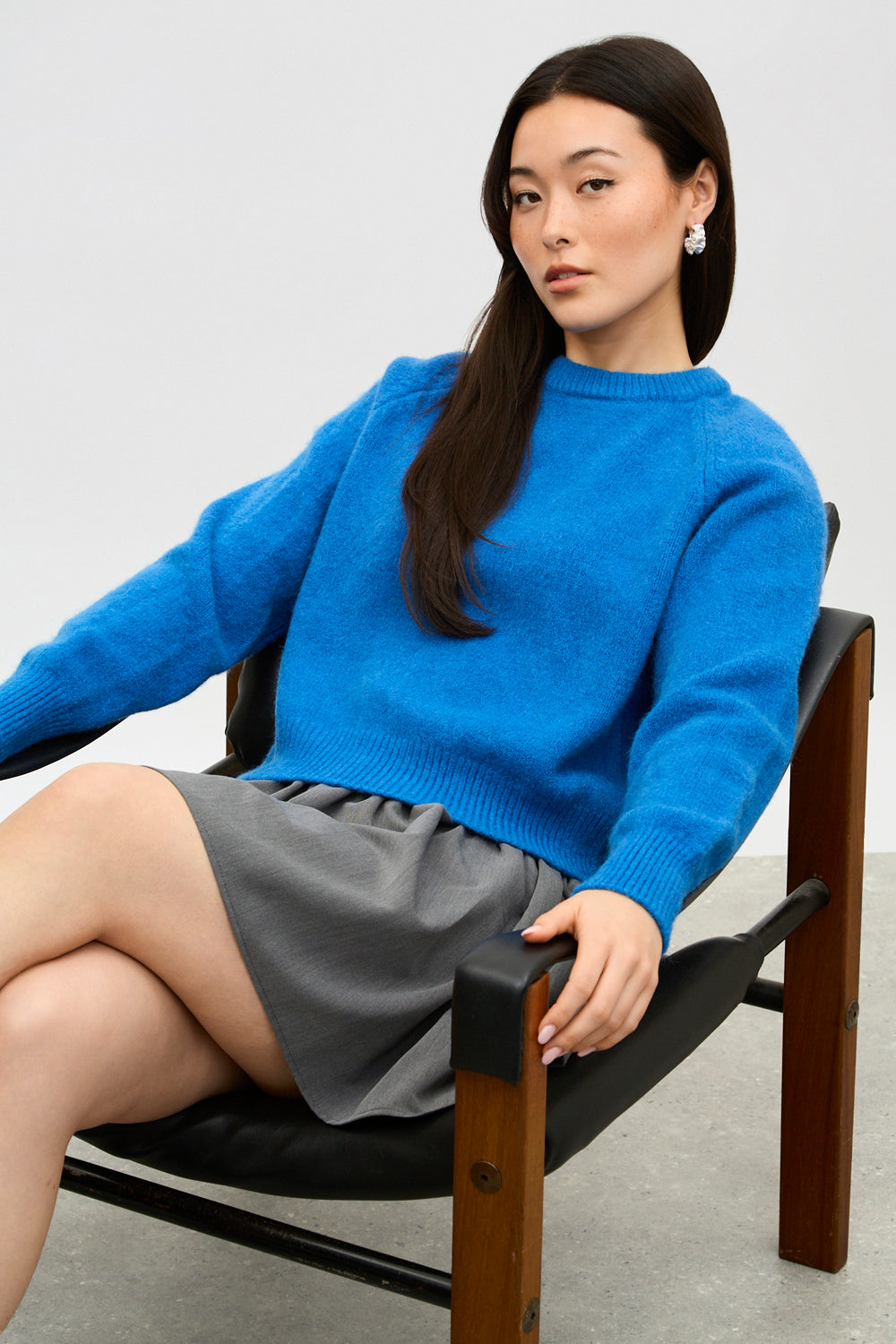Cobalt blue pure wool crew neck jumper_5