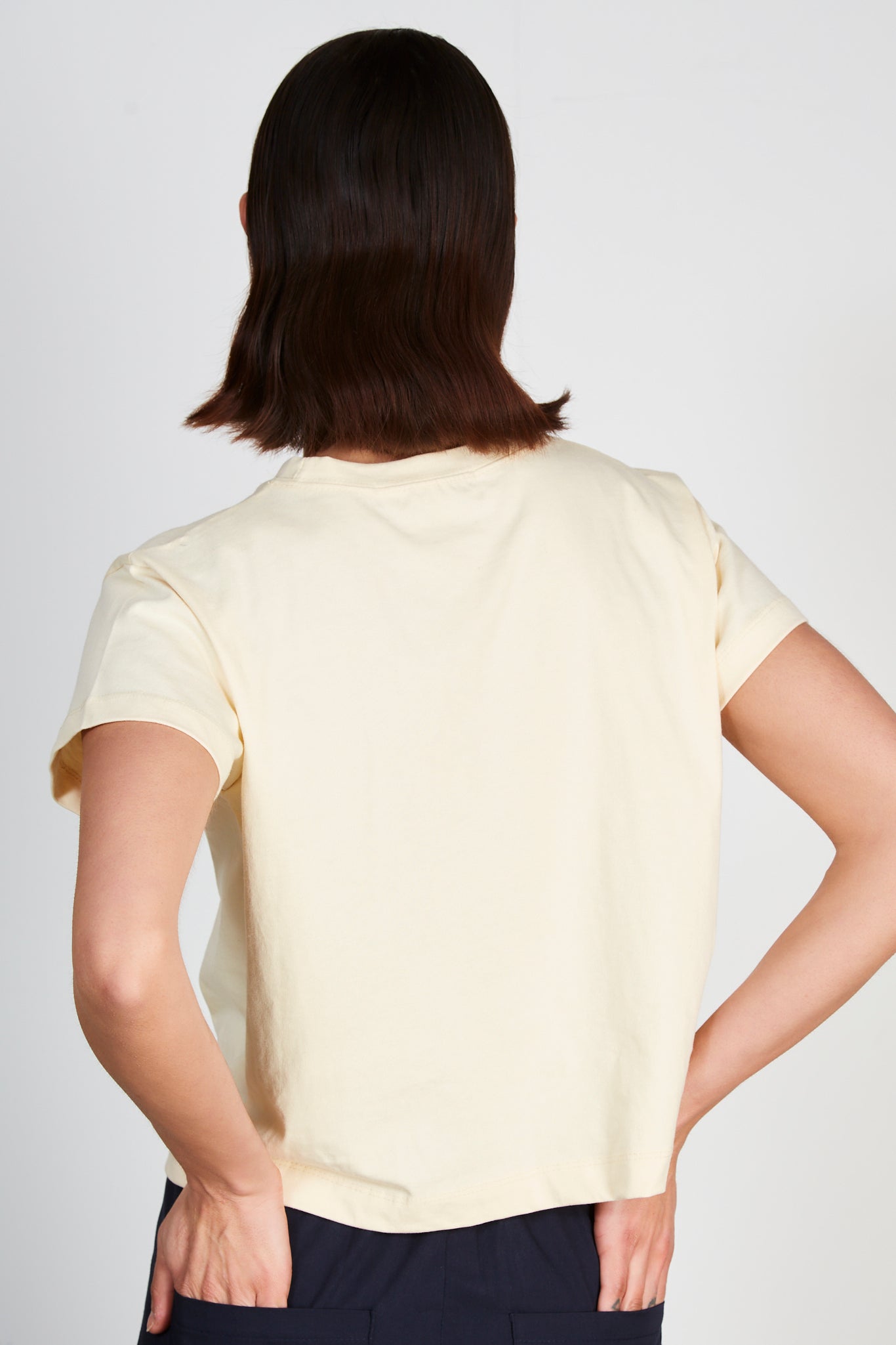 Cream crew neck t-shirt_2