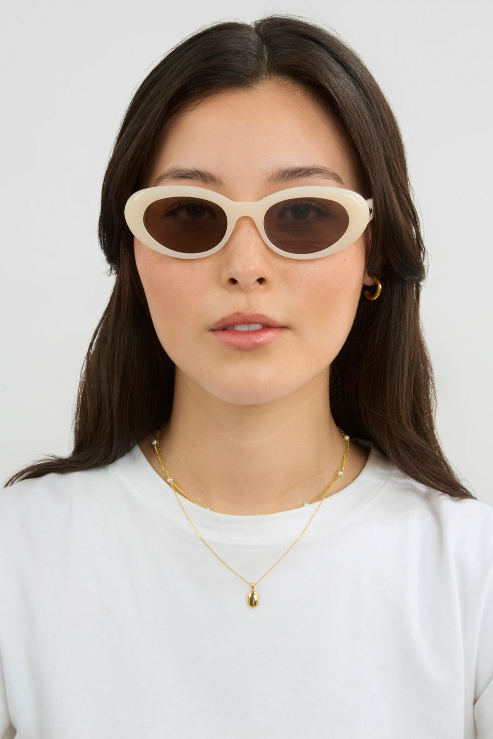 Cream rounded cat eye sunglasses_3
