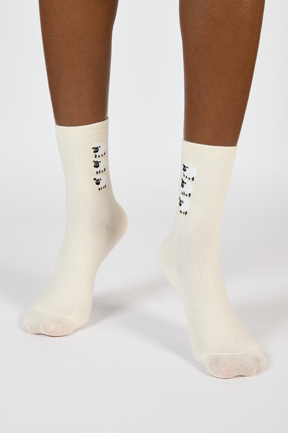 Cream triple sheep socks_2