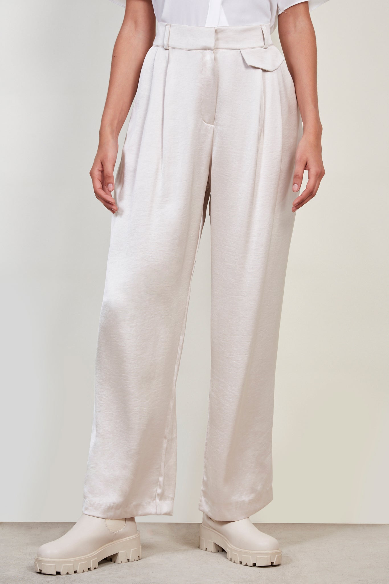 Cream flap pocket satin wide leg trousers_1