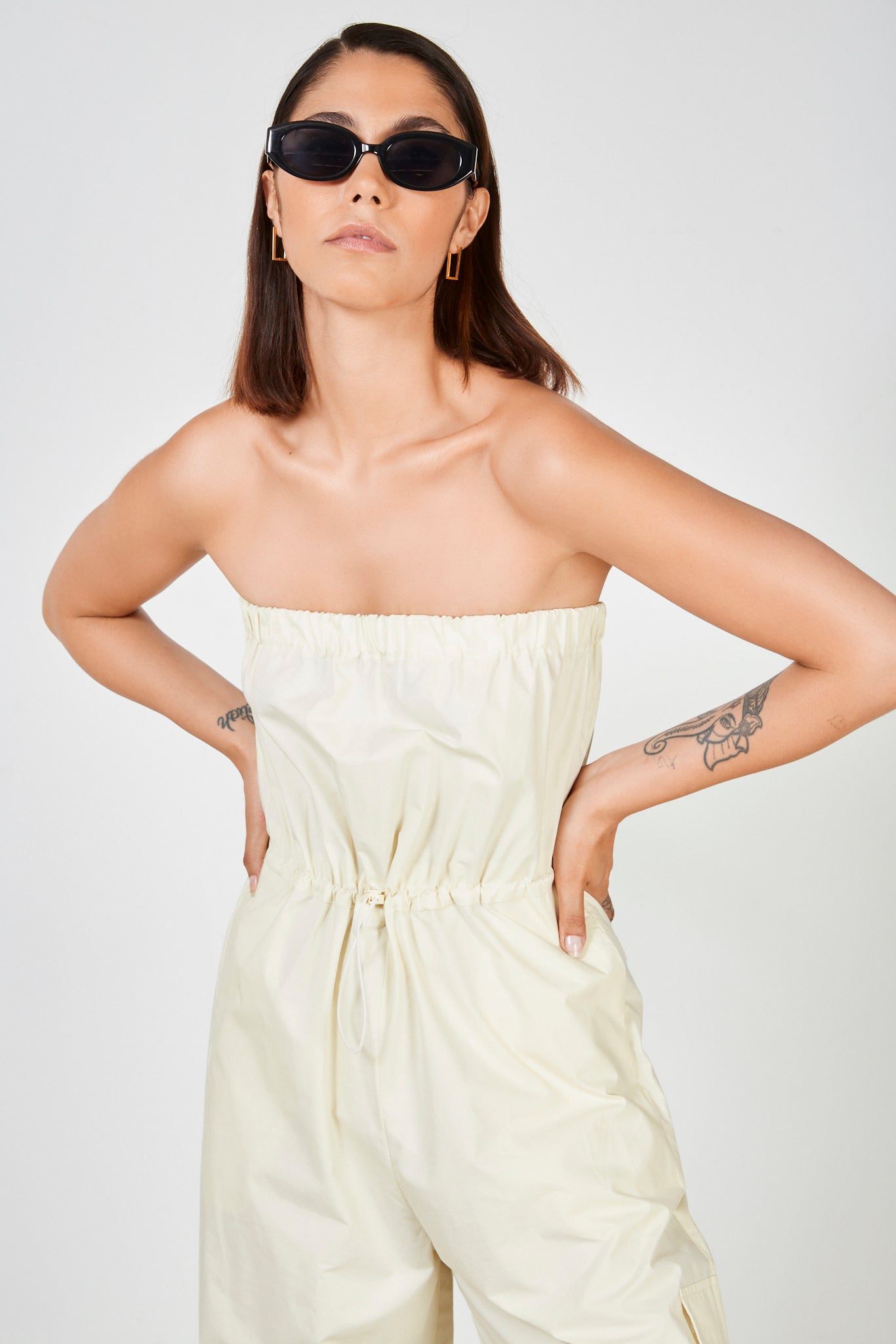 Cream strapless cinch waist jumpsuit_4
