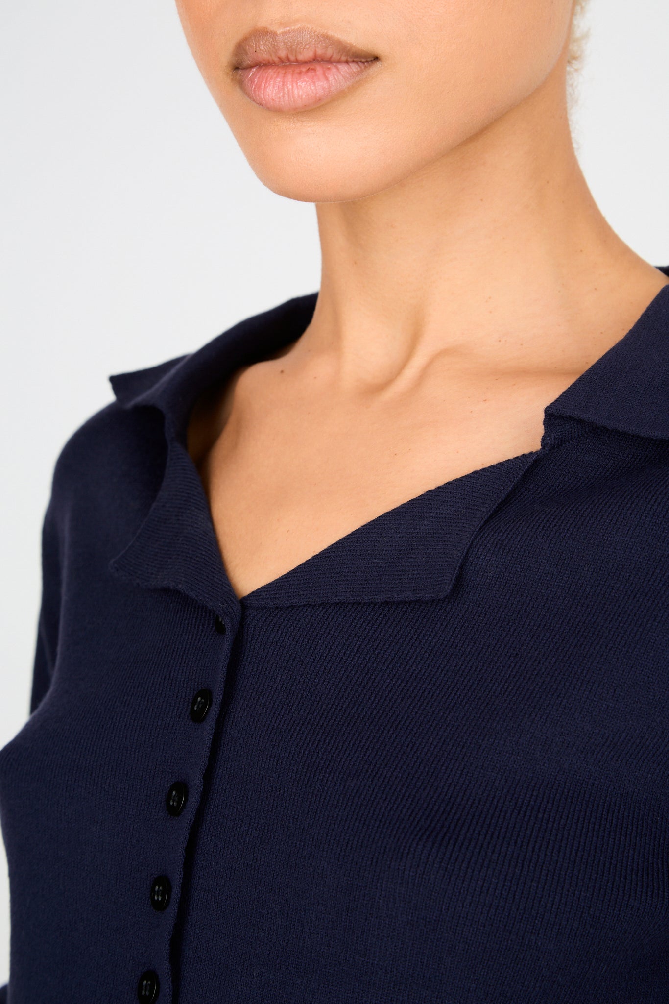 Dark blue collared tiny button cardigan_3