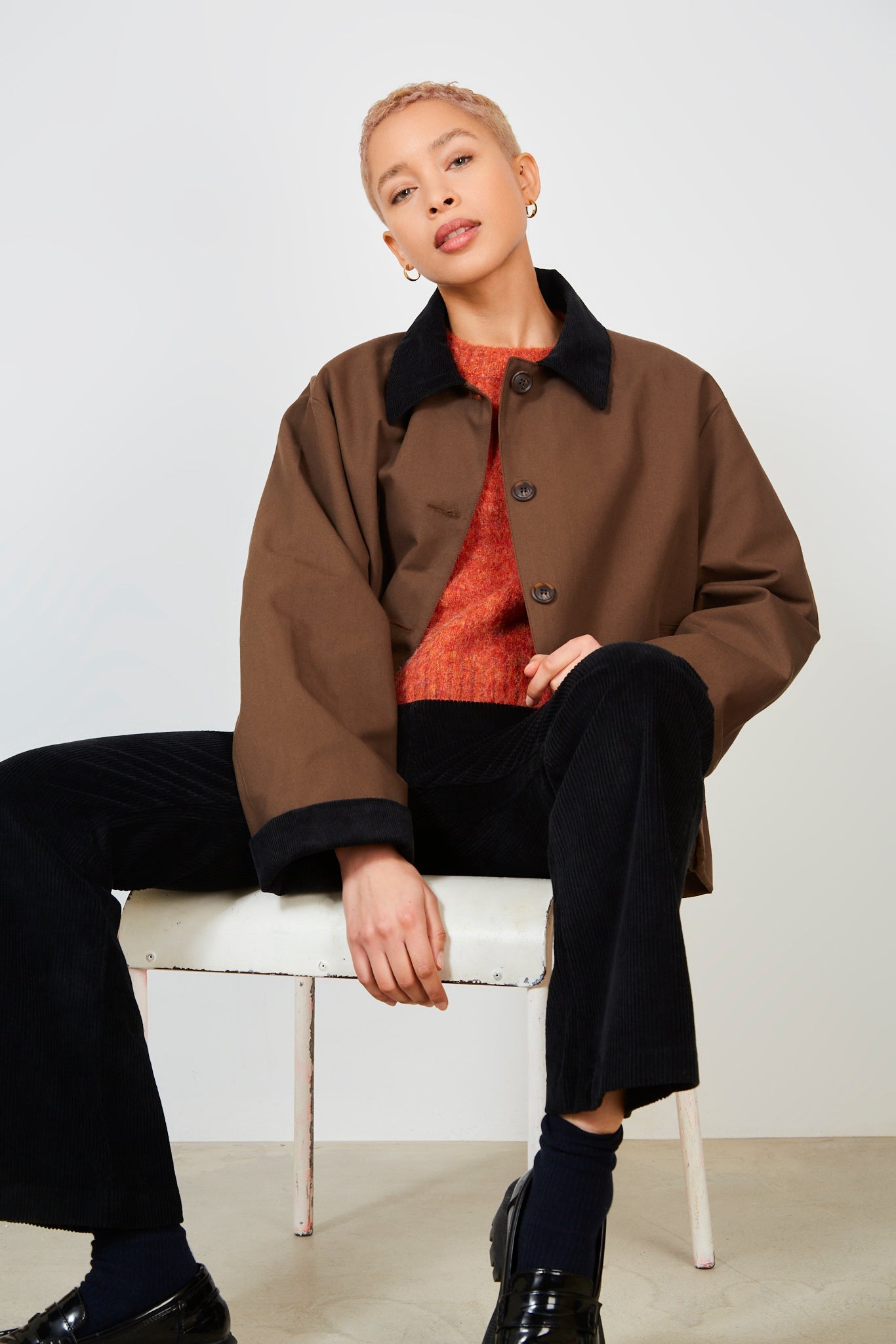Dark brown and black corduroy collar jacket_6