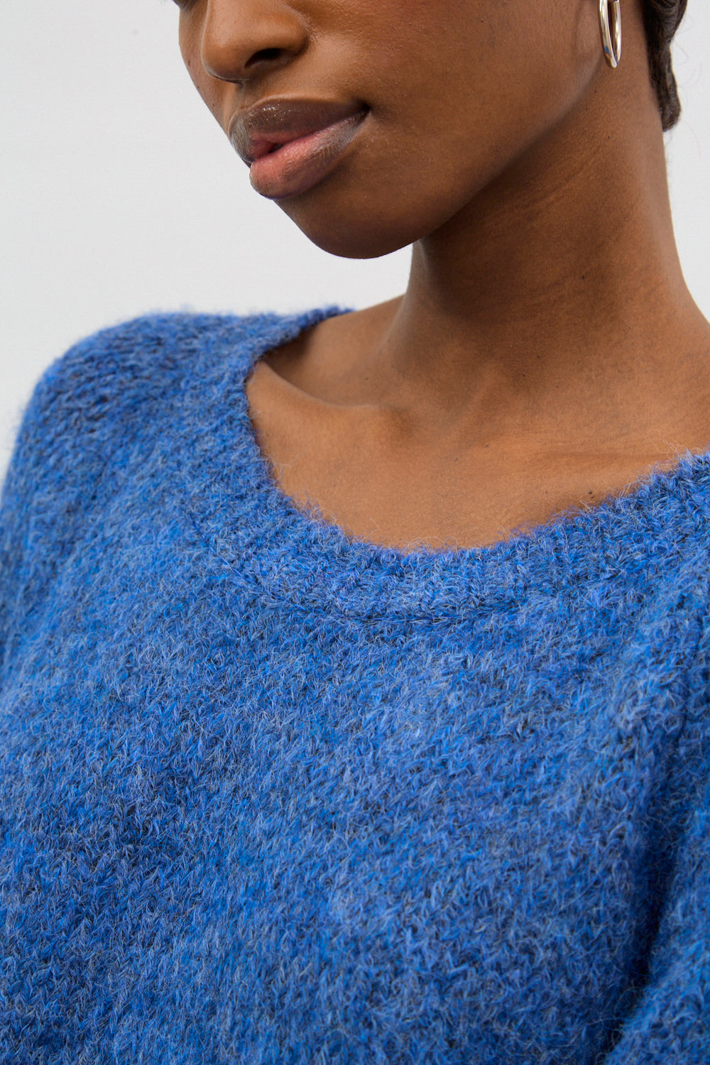 Deep blue speckled wool blend crew neck jumper_3