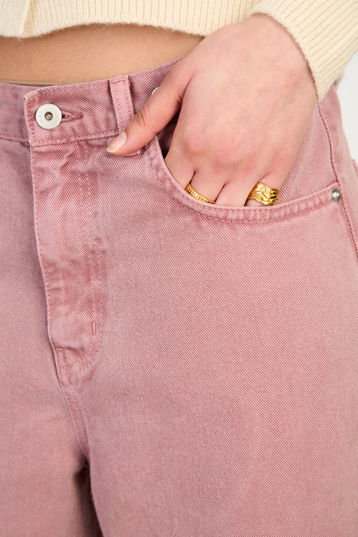 Dusty pink adjustable waist double button jeans_3