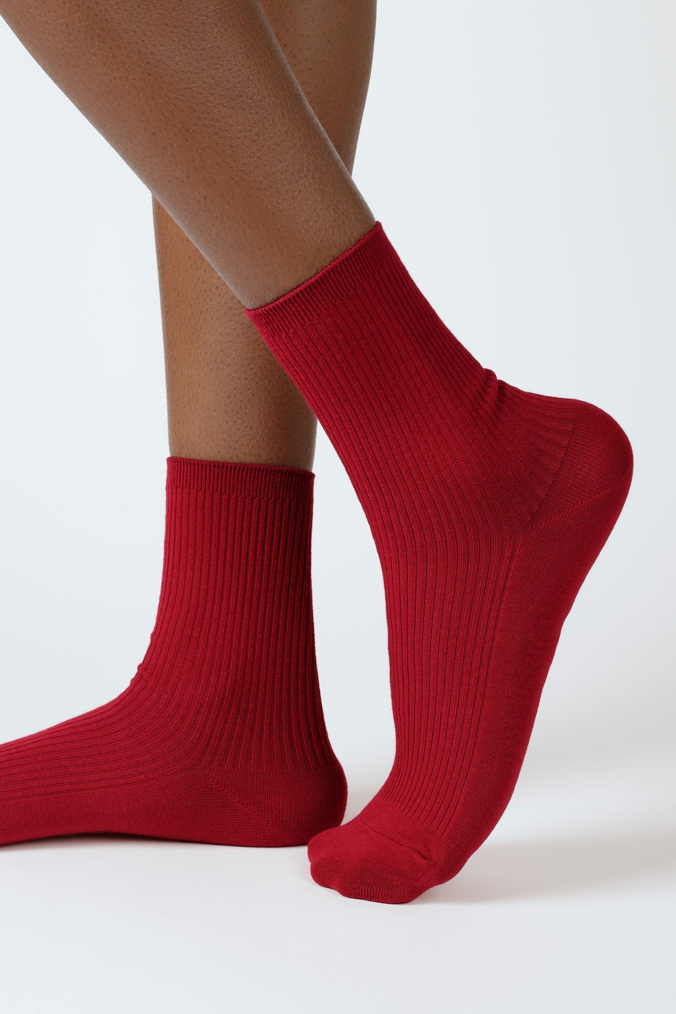 Burgundy classic ribbed socks_1