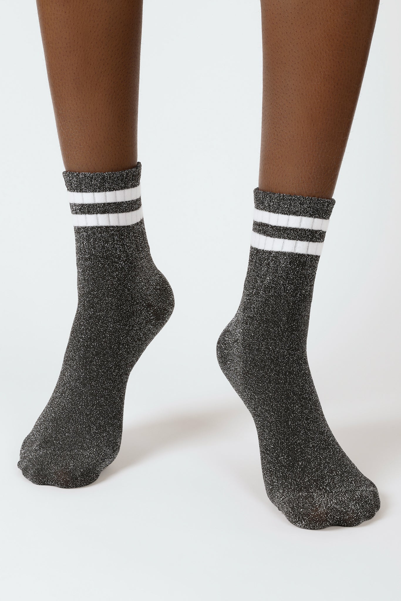 Dark silver metallic white varsity stripe socks_2