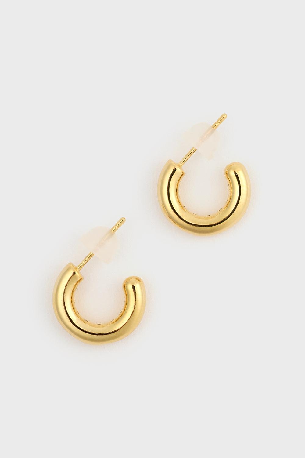 Gold 15mm thick inner triangle detail hoop earrings_2
