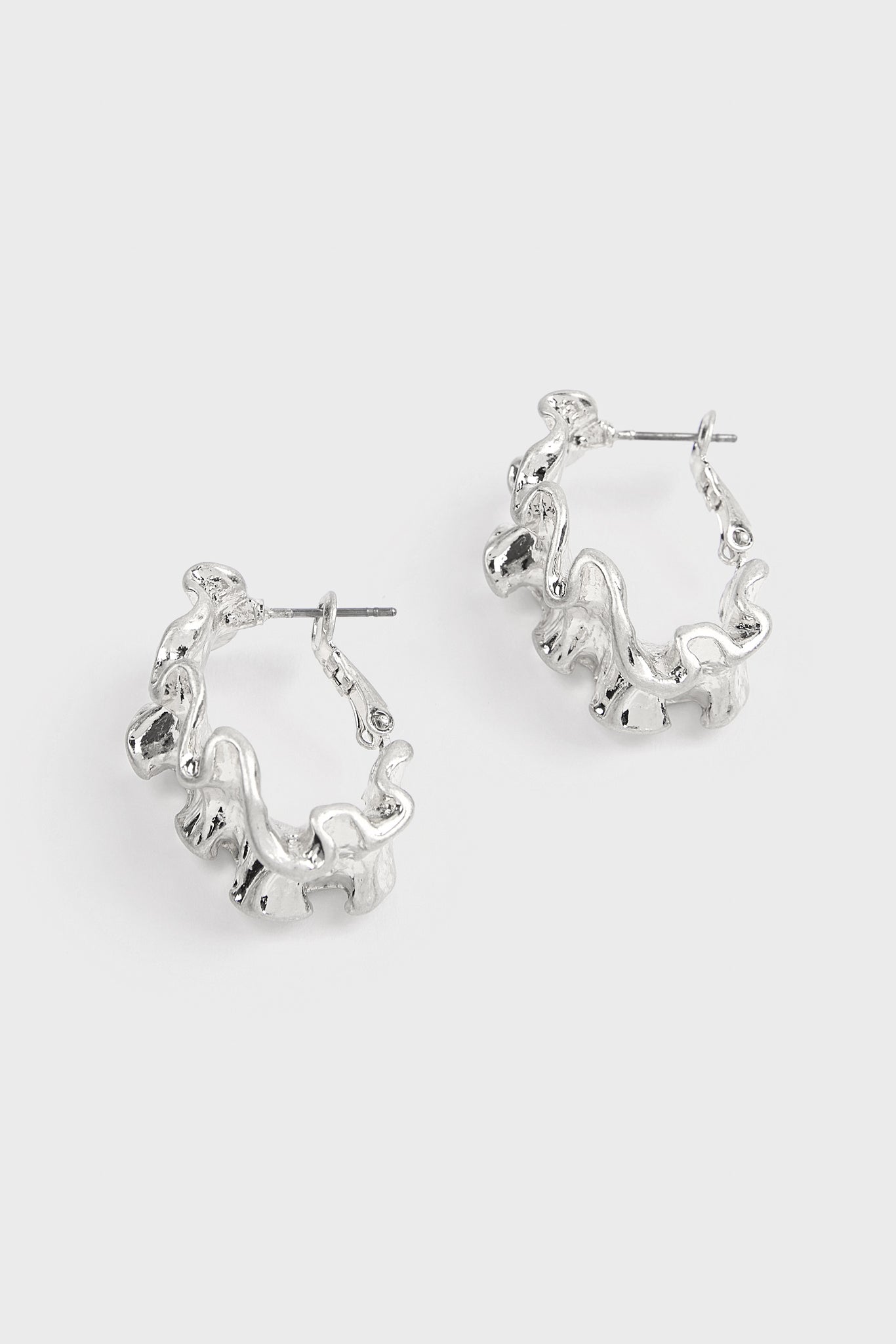 Silver scrunched metal earrings_3