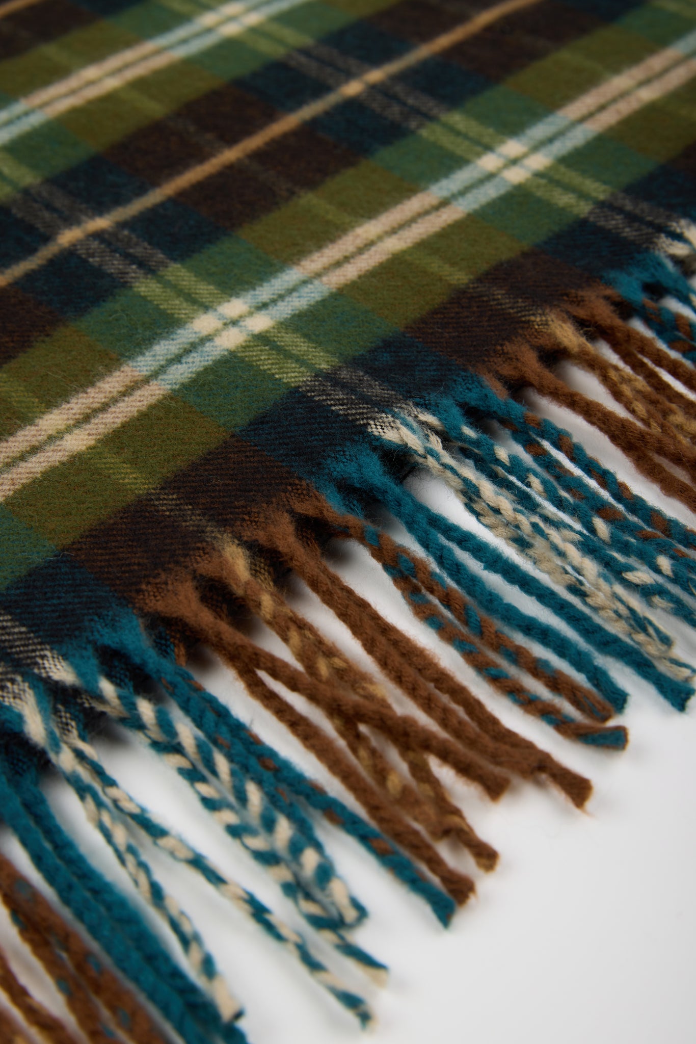 Green and ivory checked scarf_3