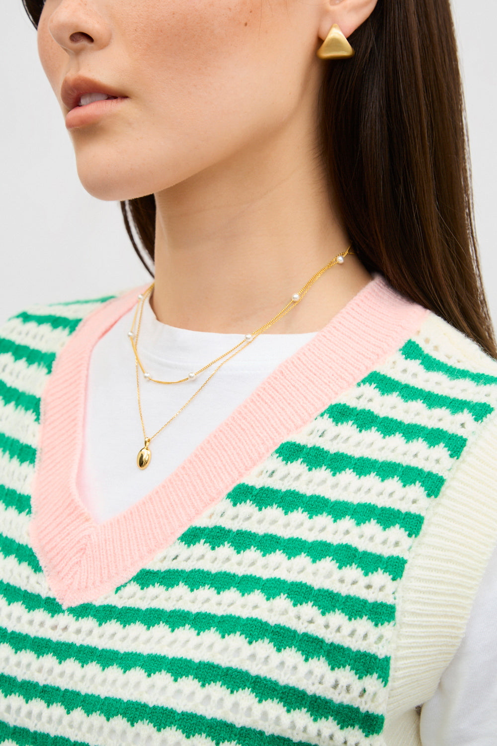 Green and ivory striped pink collar sweater vest_3