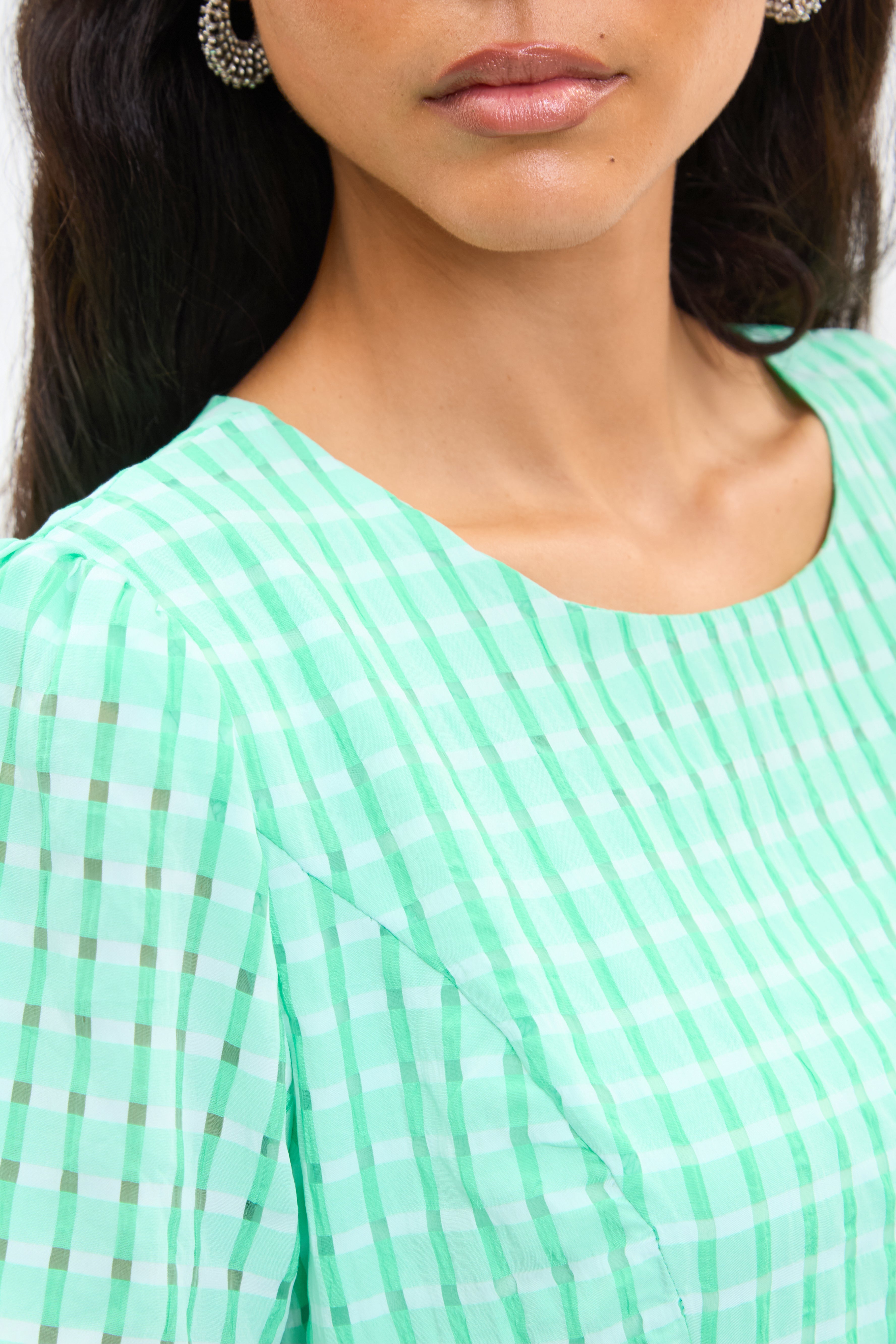 Green and white box check short sleeved dress_4