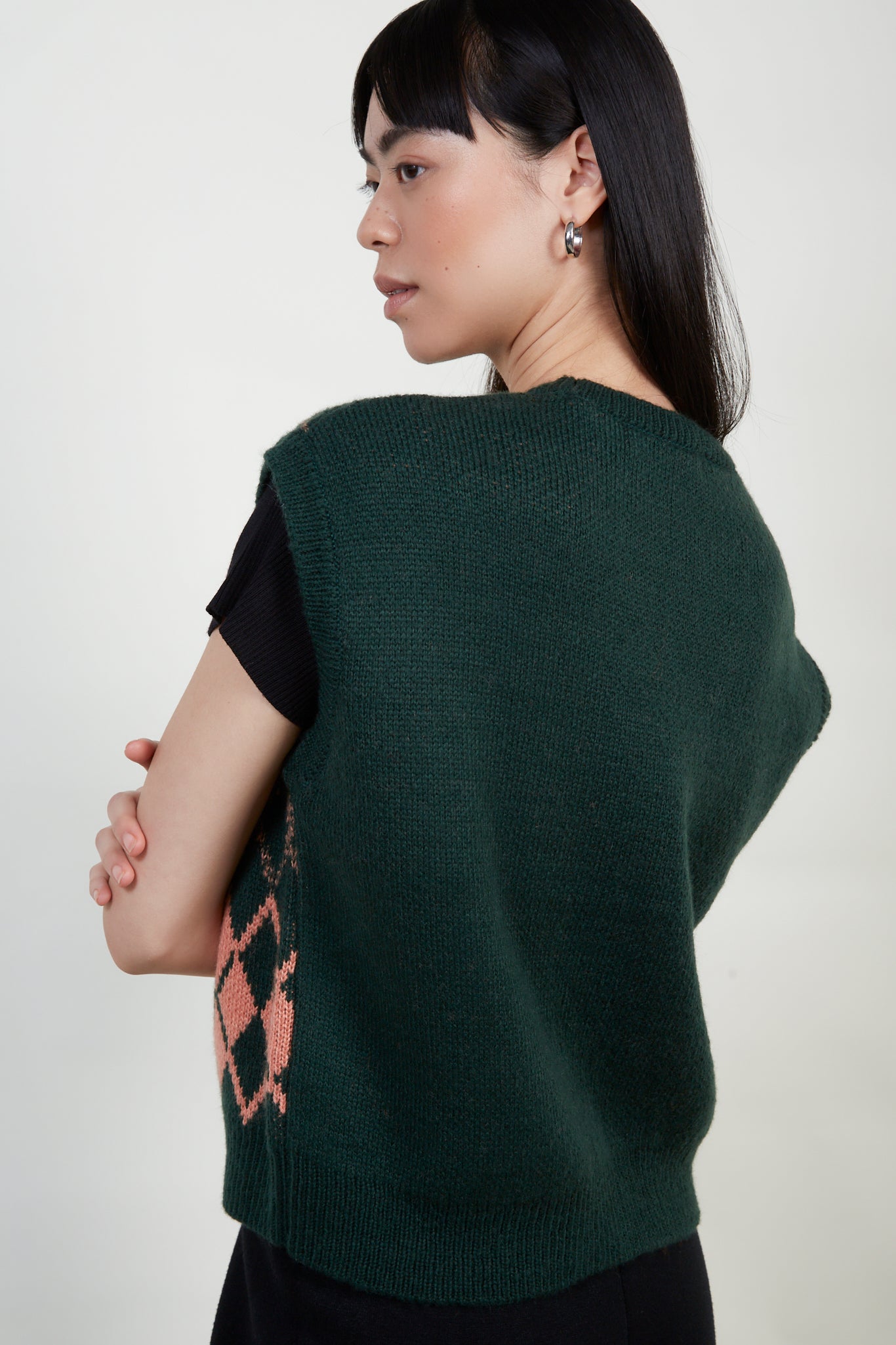 Green and pink argyle sweater vest_3