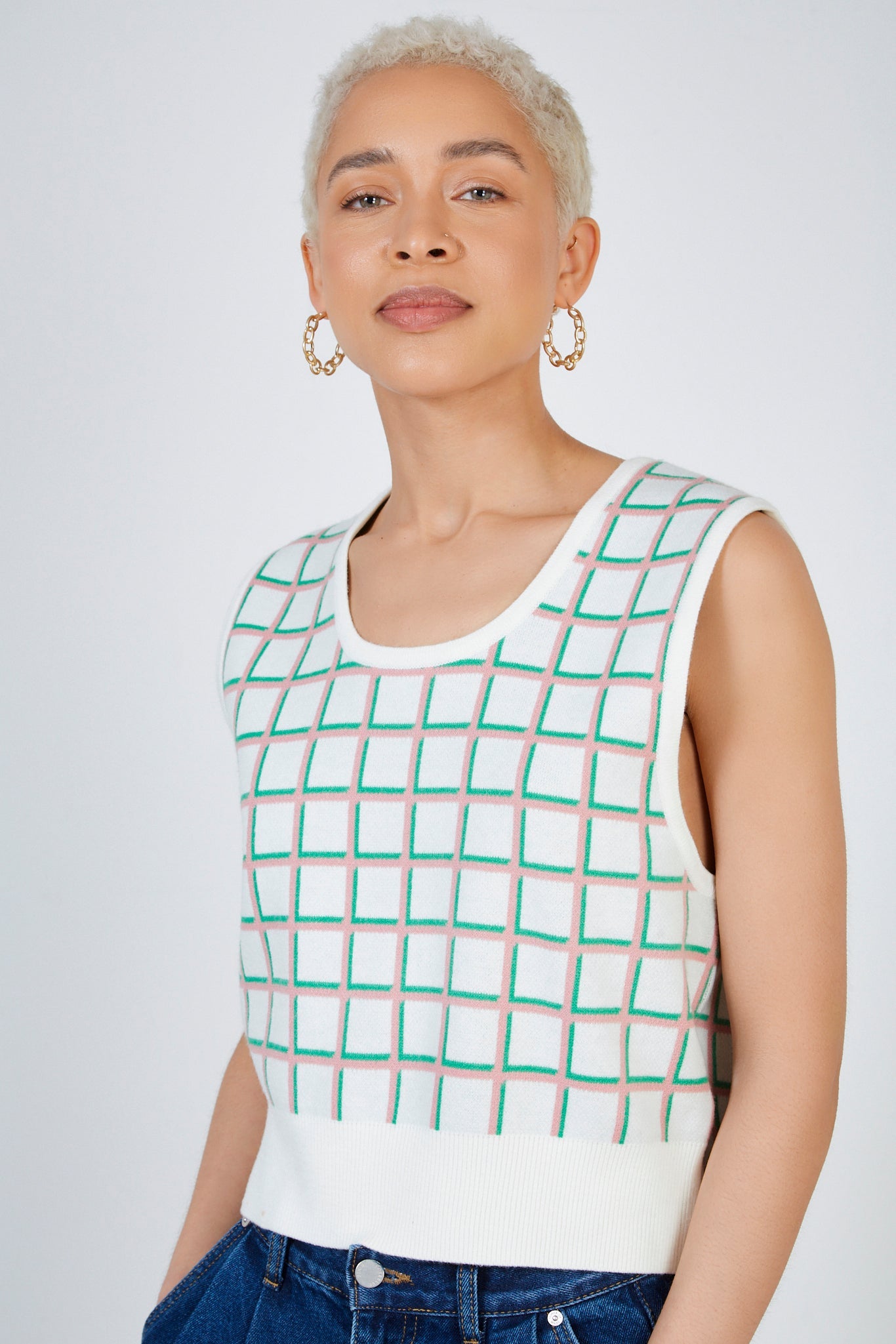 Green and pink box check sweater vest_1