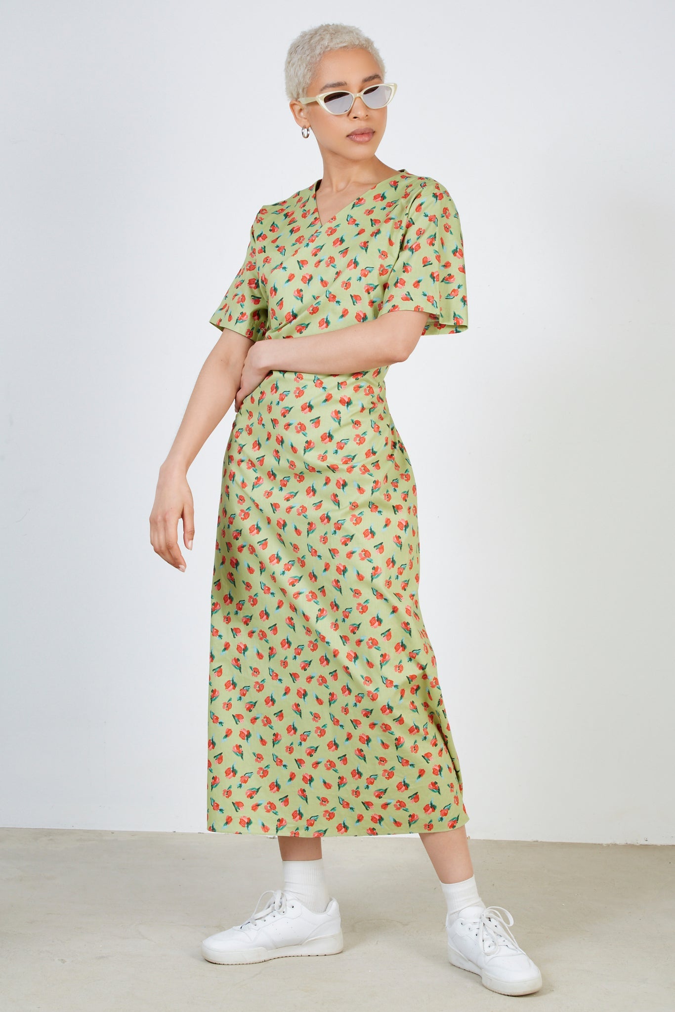 Green and pink tulip print dress_1