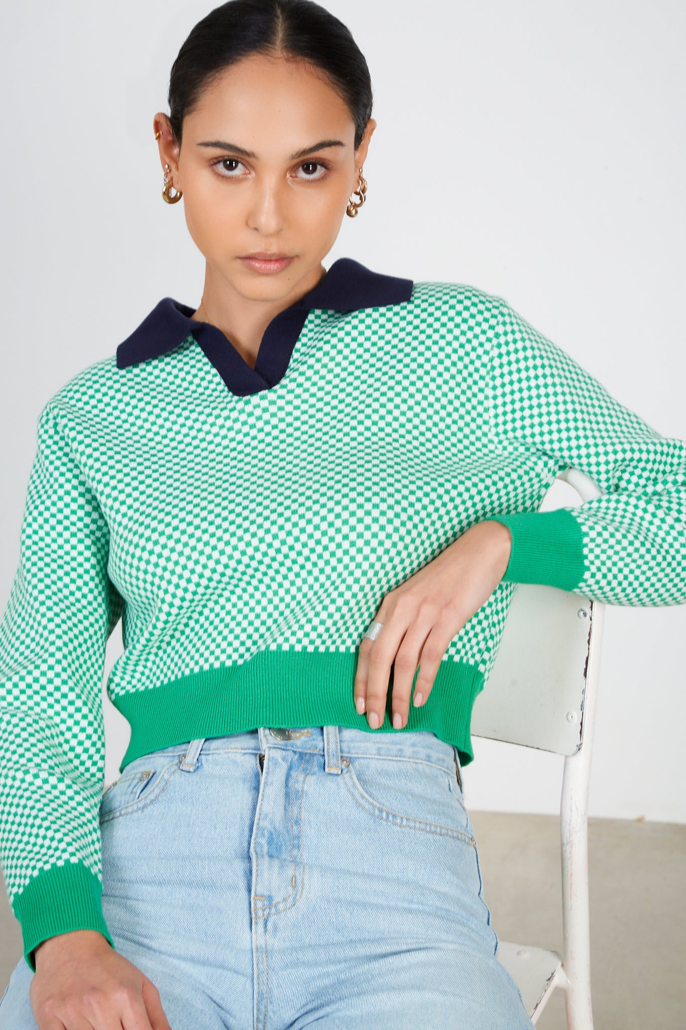 Green box check contrast collar jumper_5