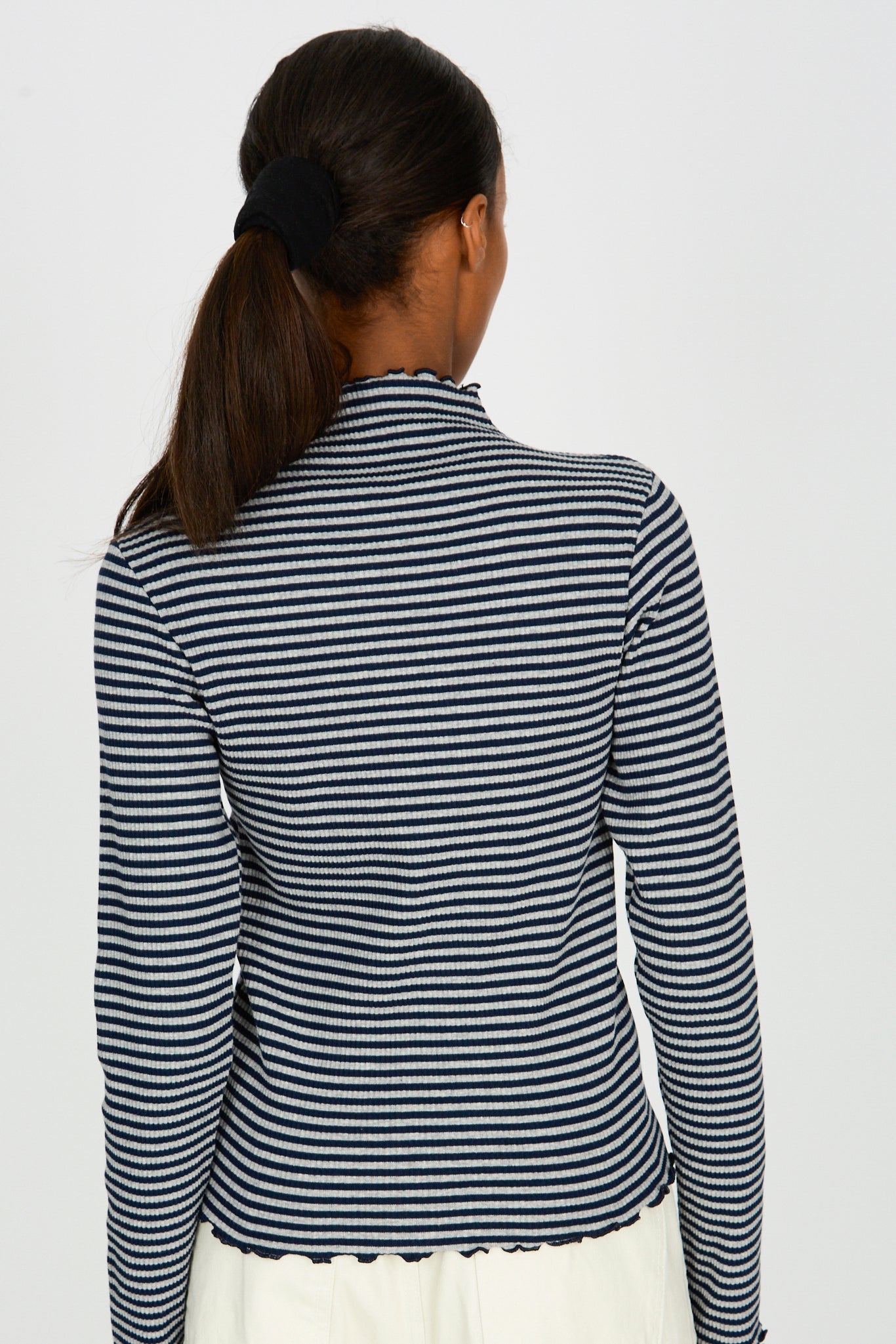 Grey and black horizontal stripe ruffle trim turtleneck_2