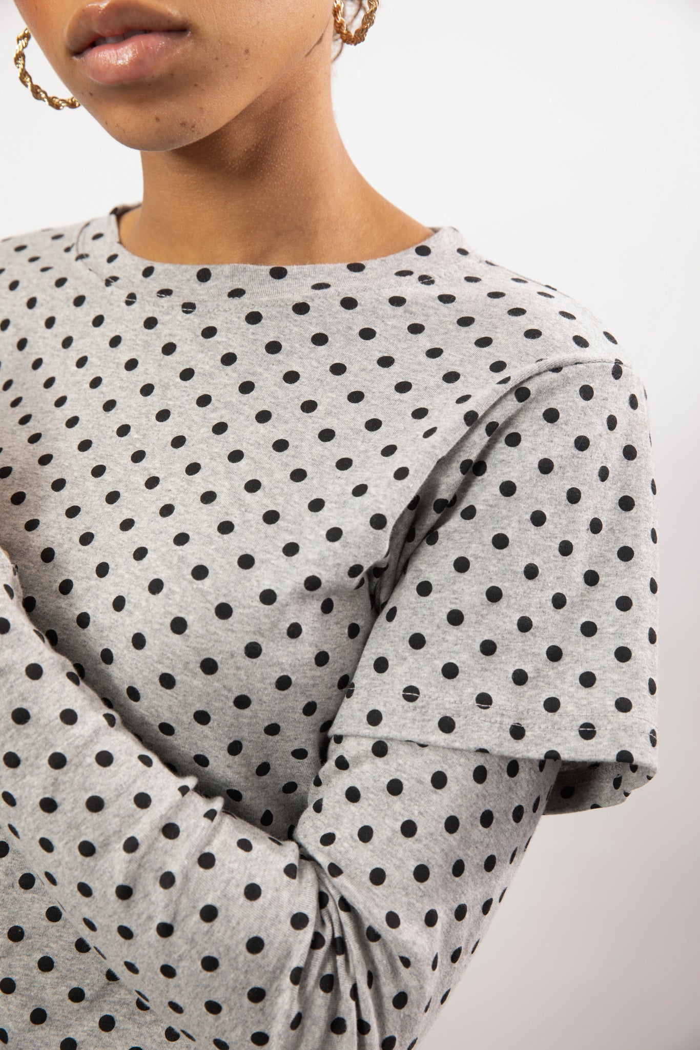 Grey and black polka dot layered long sleeve top_3