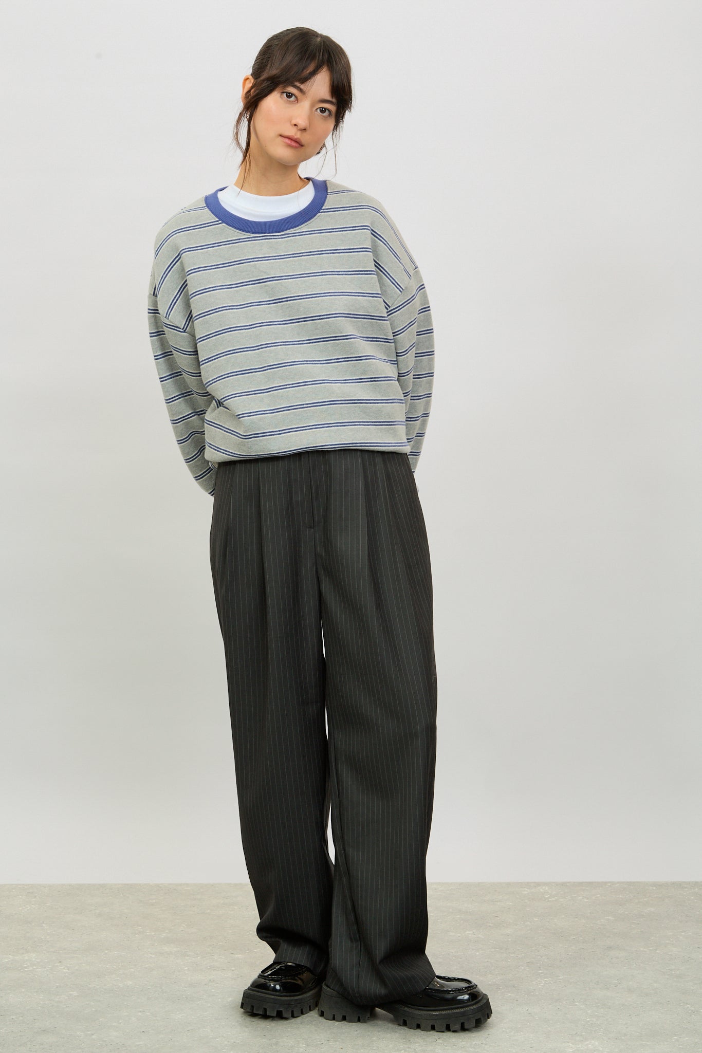 Grey and navy thin multi striped sweatshirt_4