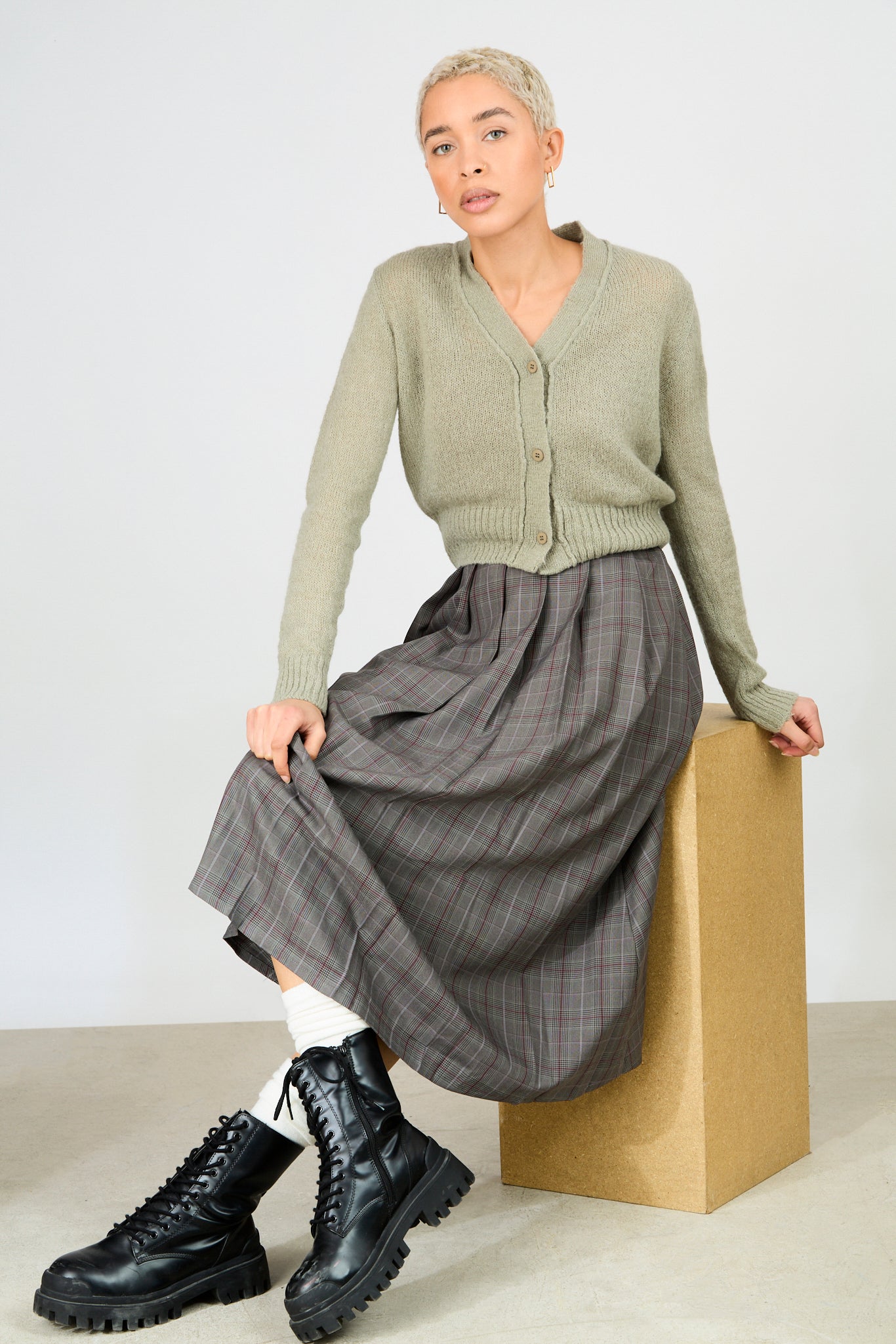 Grey and red smart check pleated skirt_5