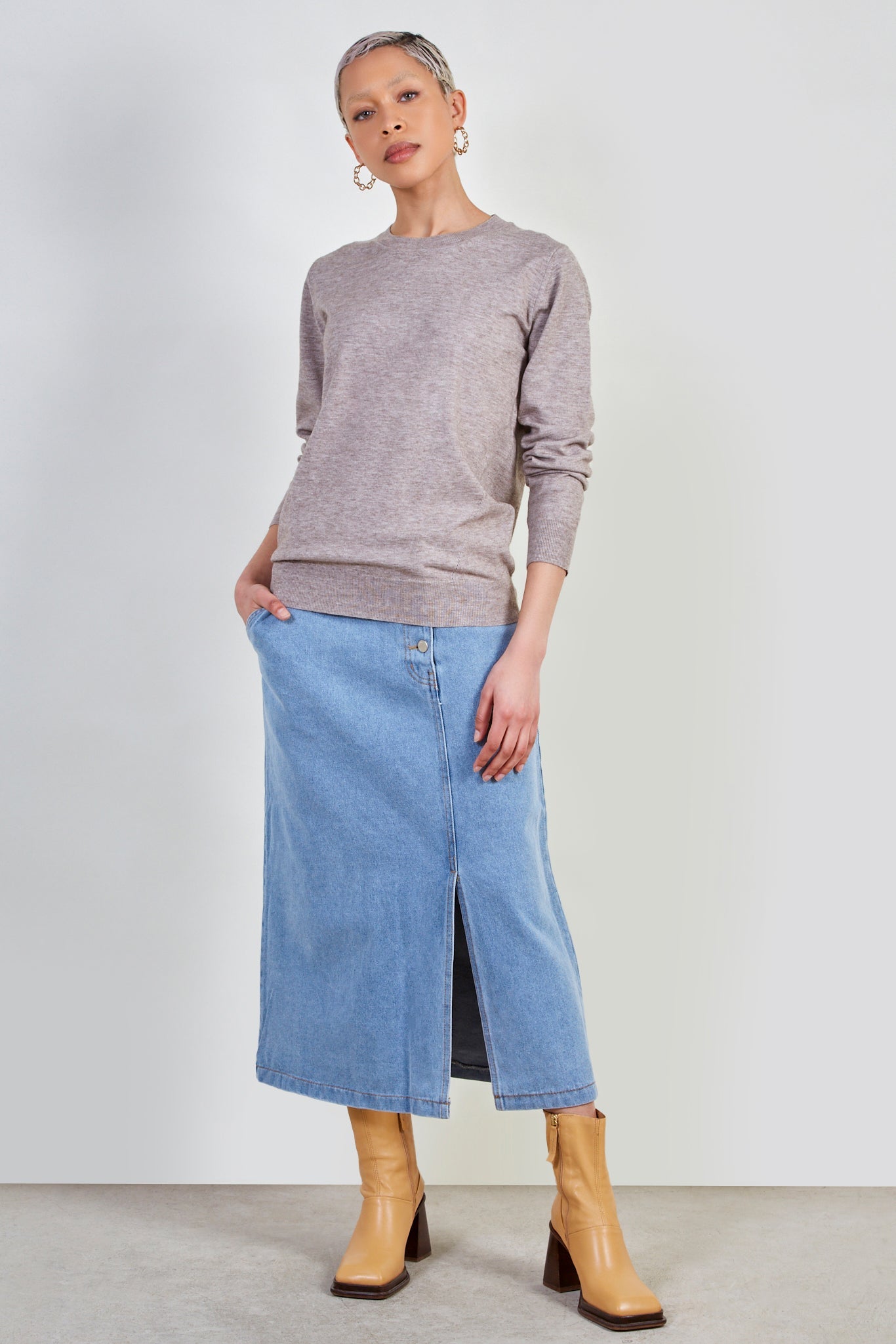 Heather beige cashmere blend crew neck jumper_2